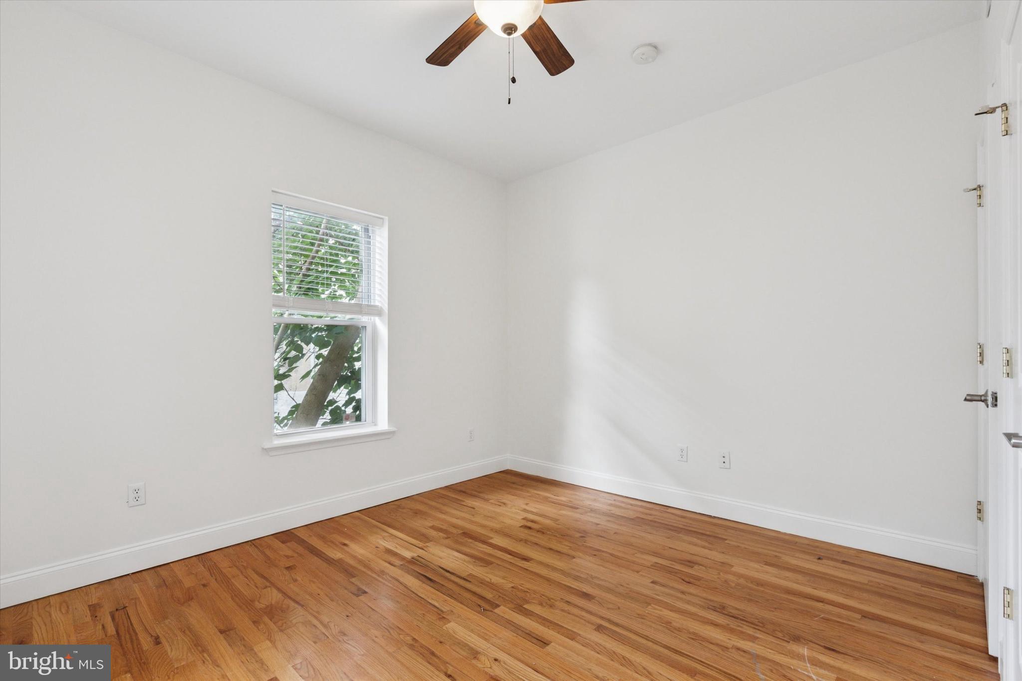 1538 CHRISTIAN STREET 2