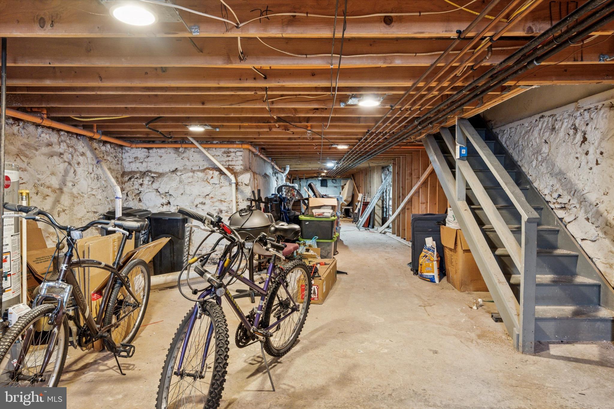 1538 CHRISTIAN STREET 2