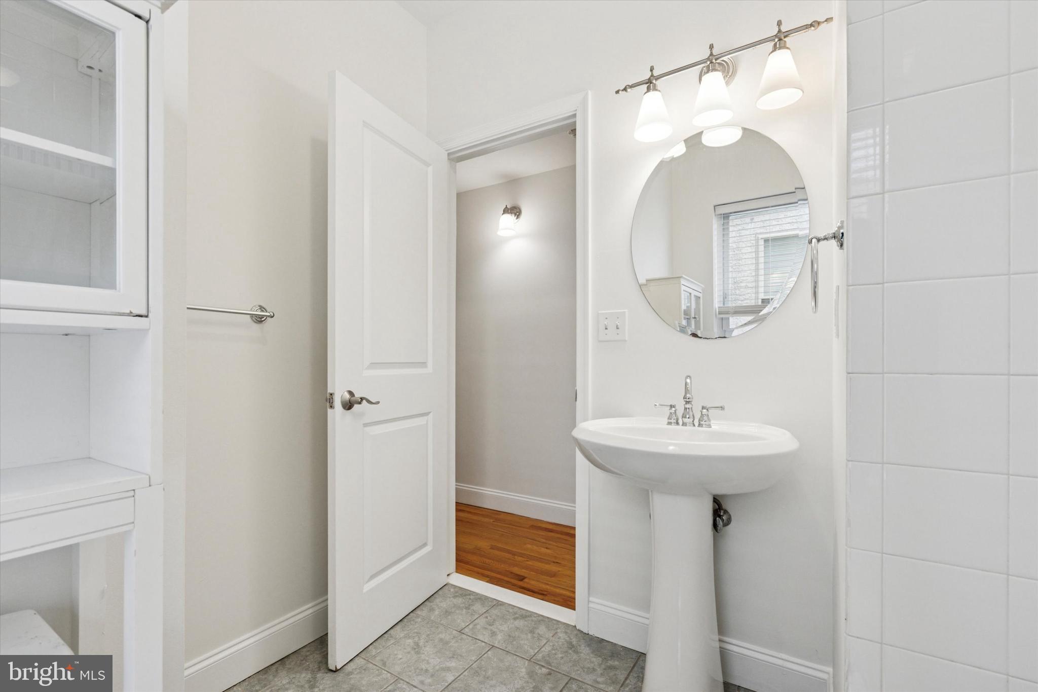 1538 CHRISTIAN STREET 2