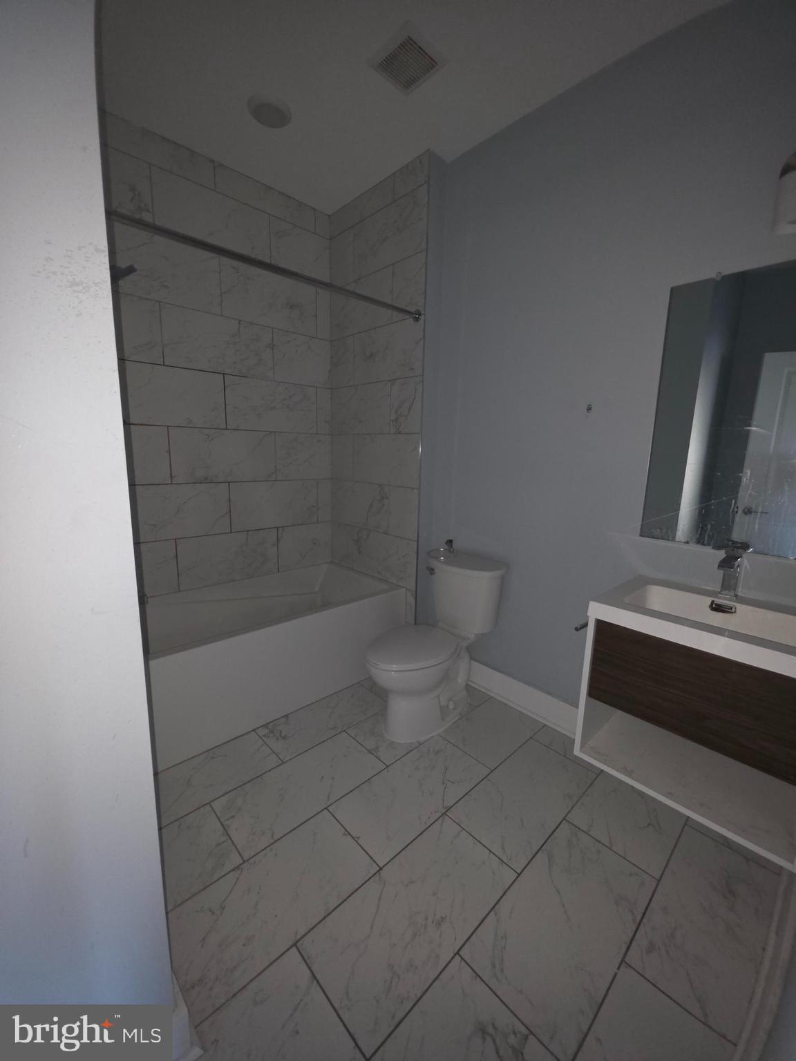 6610 GERMANTOWN AVENUE 405