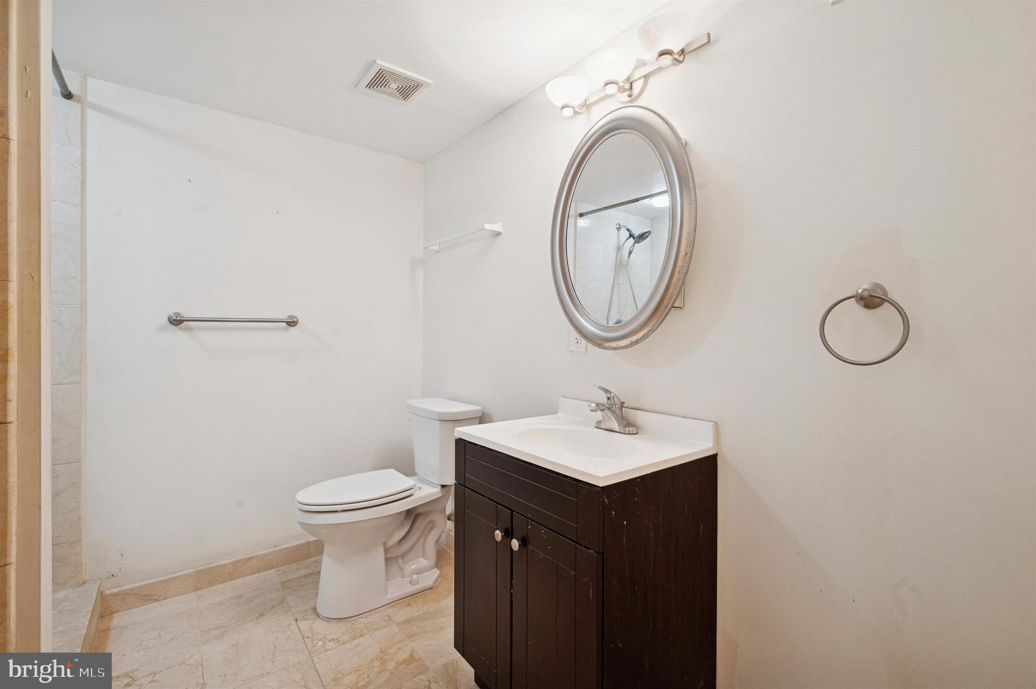 200 LOMBARD STREET 10 GU11