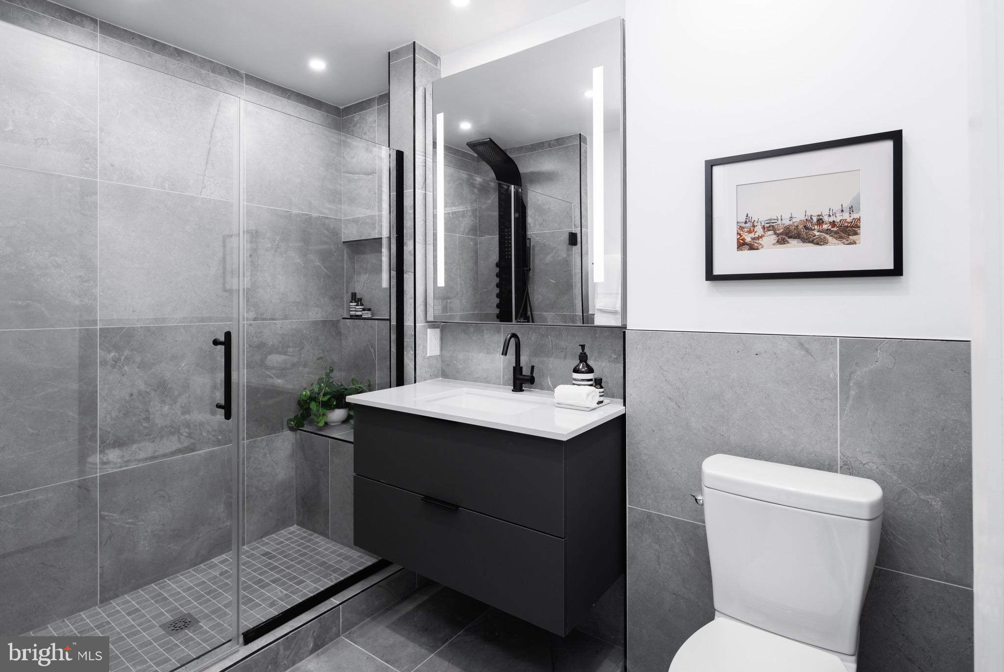 1099 GERMANTOWN AVE A