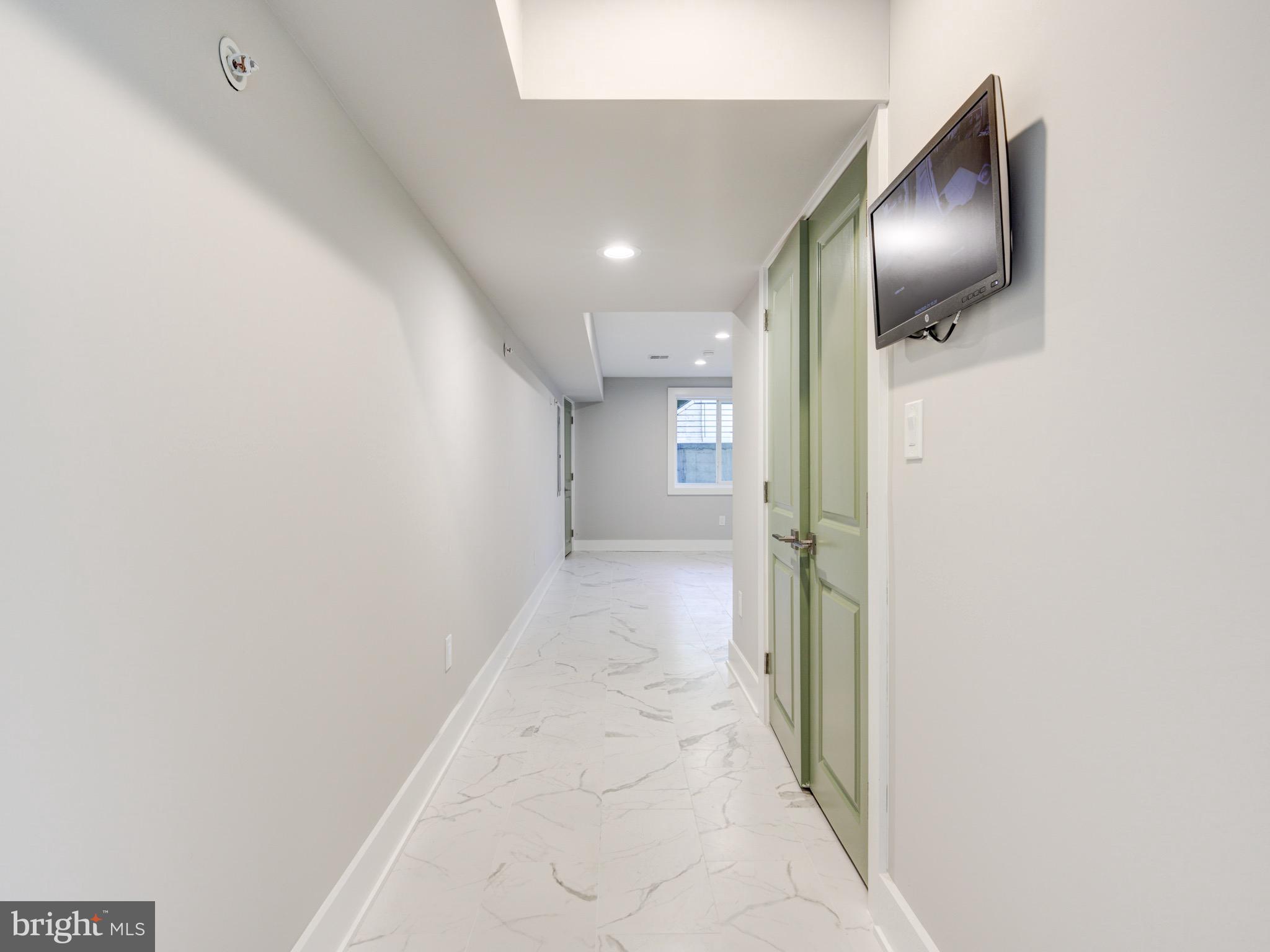 1702 N ORIANNA STREET