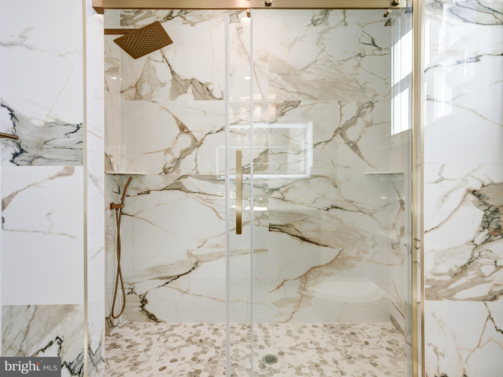 1702 N ORIANNA STREET