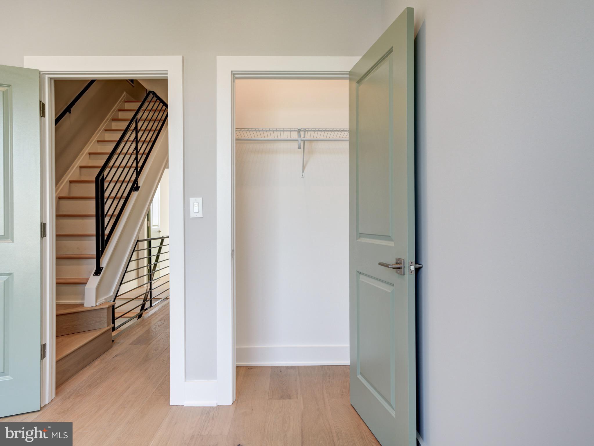 1702 N ORIANNA STREET