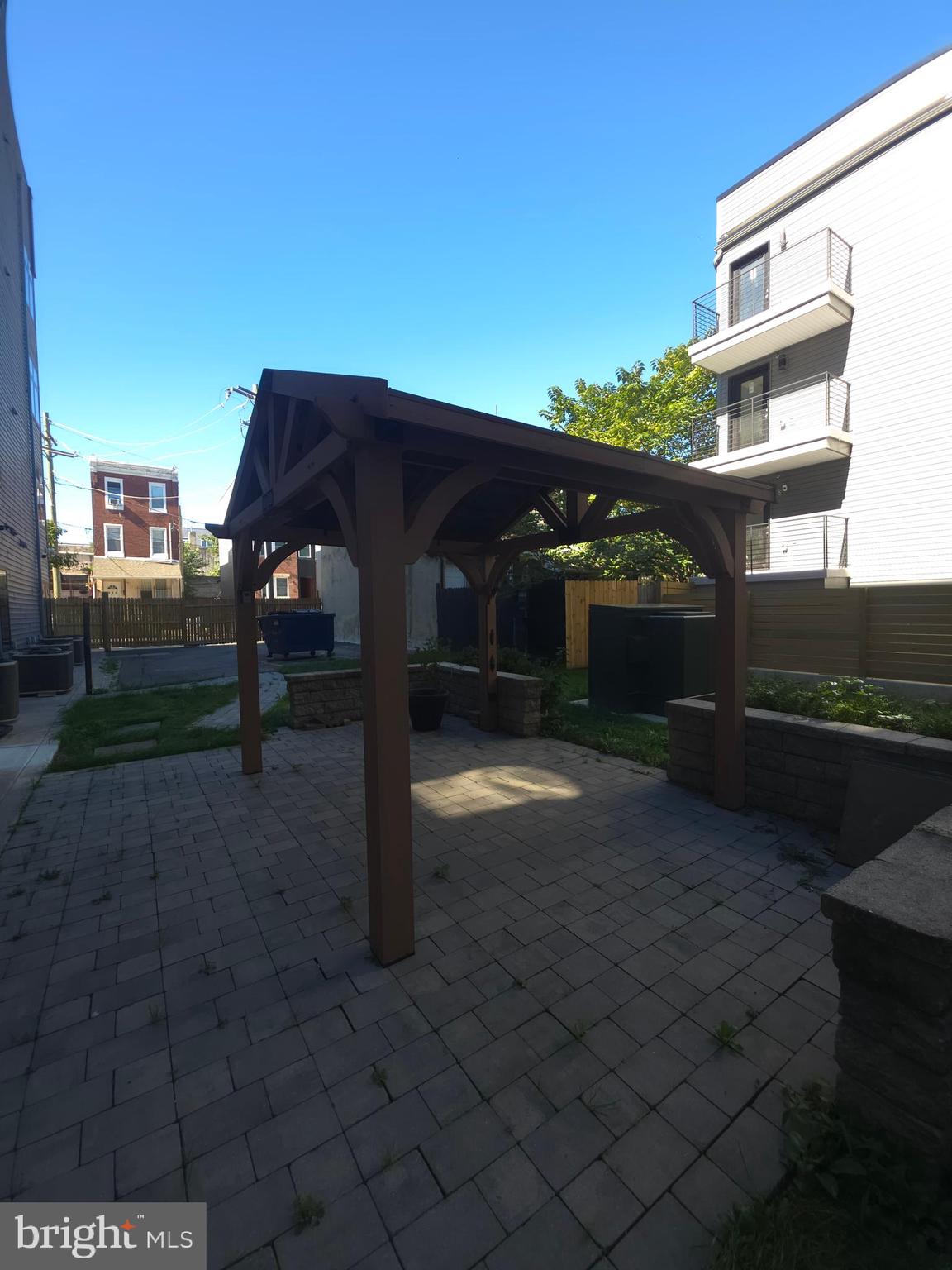 3925 HAVERFORD AVENUE 305