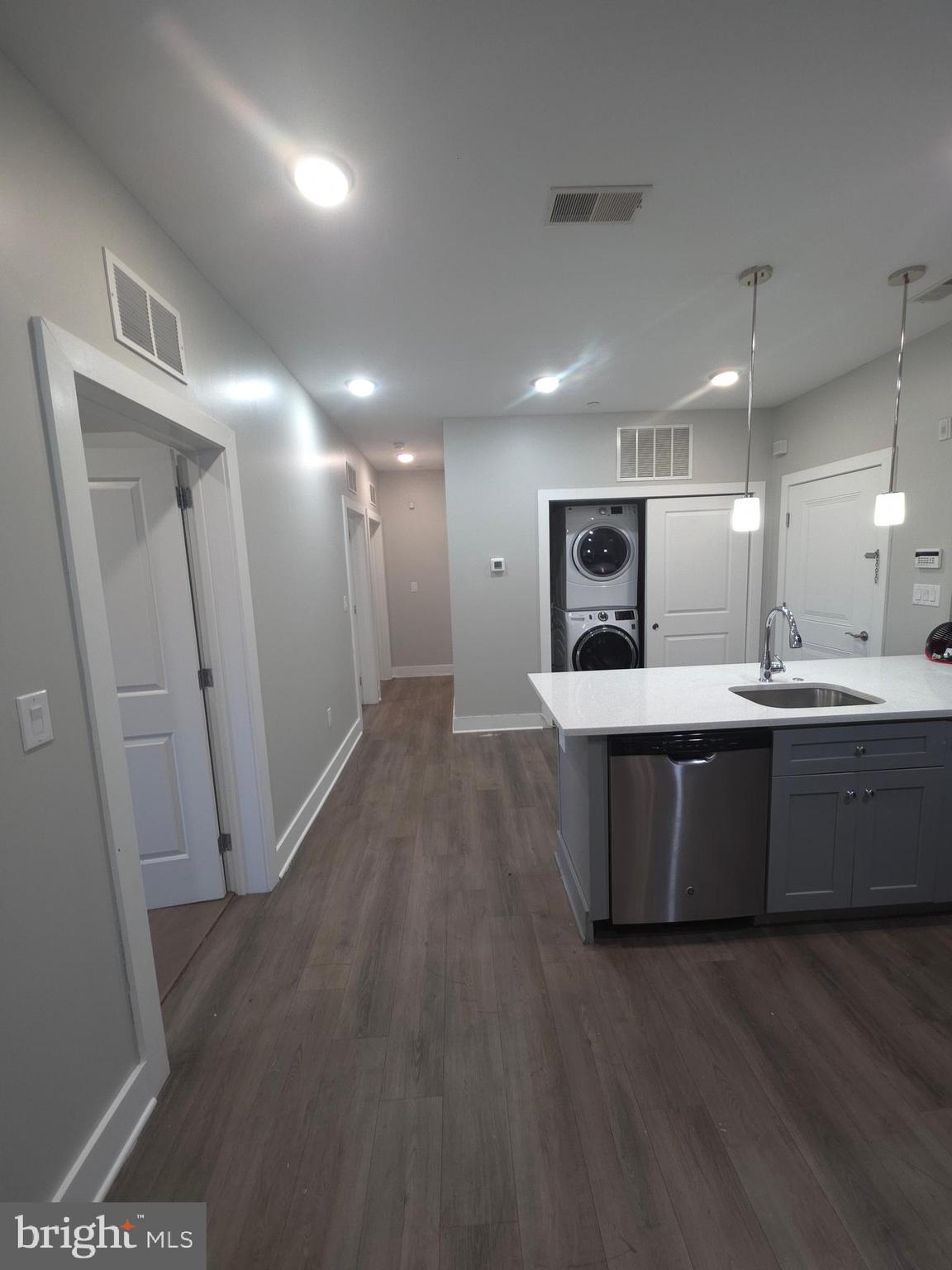 3925 HAVERFORD AVENUE 305