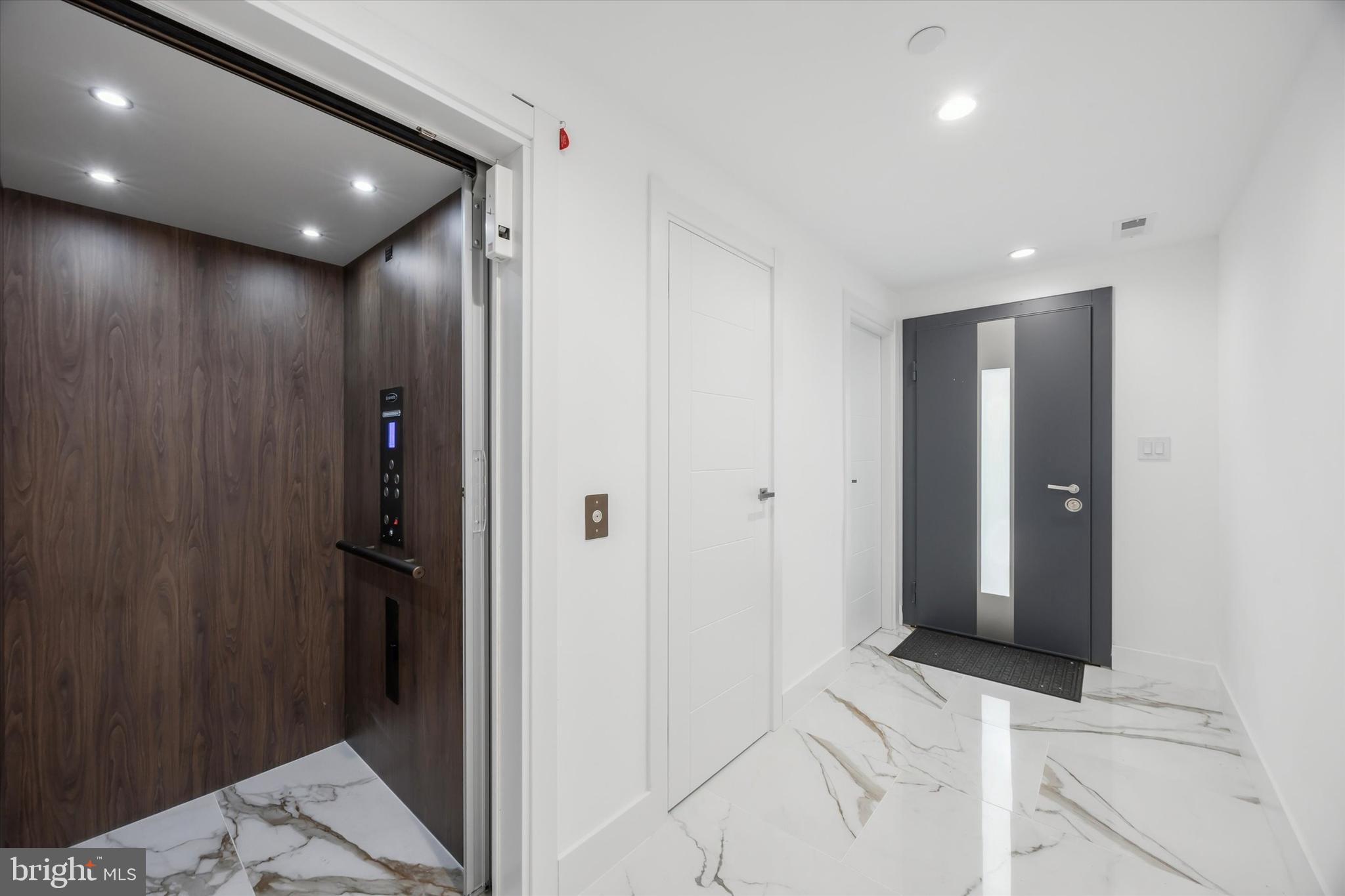 1843 HARTRANFT STREET A103