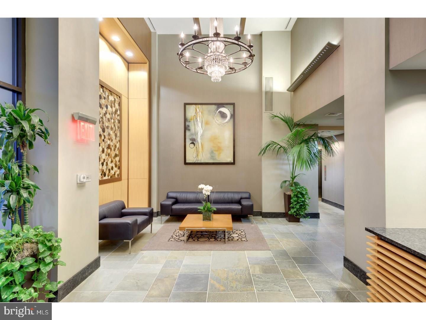 1425 LOCUST STREET 2D