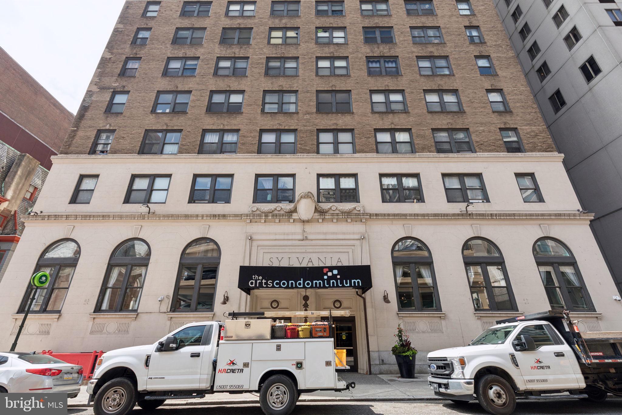 1324 LOCUST STREET 528