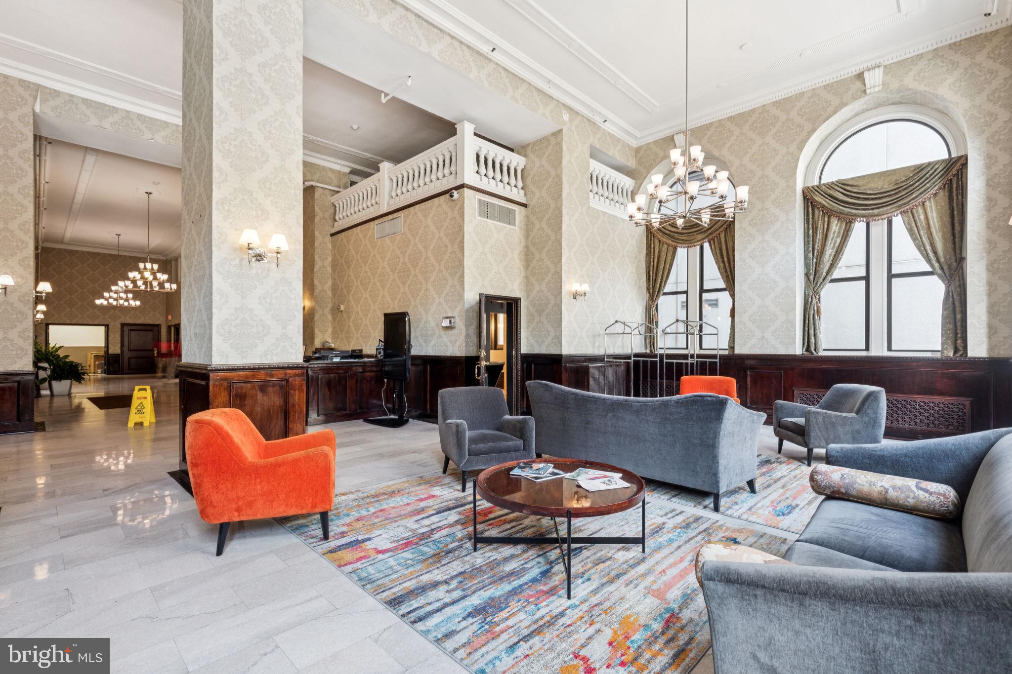 1324 LOCUST STREET 528