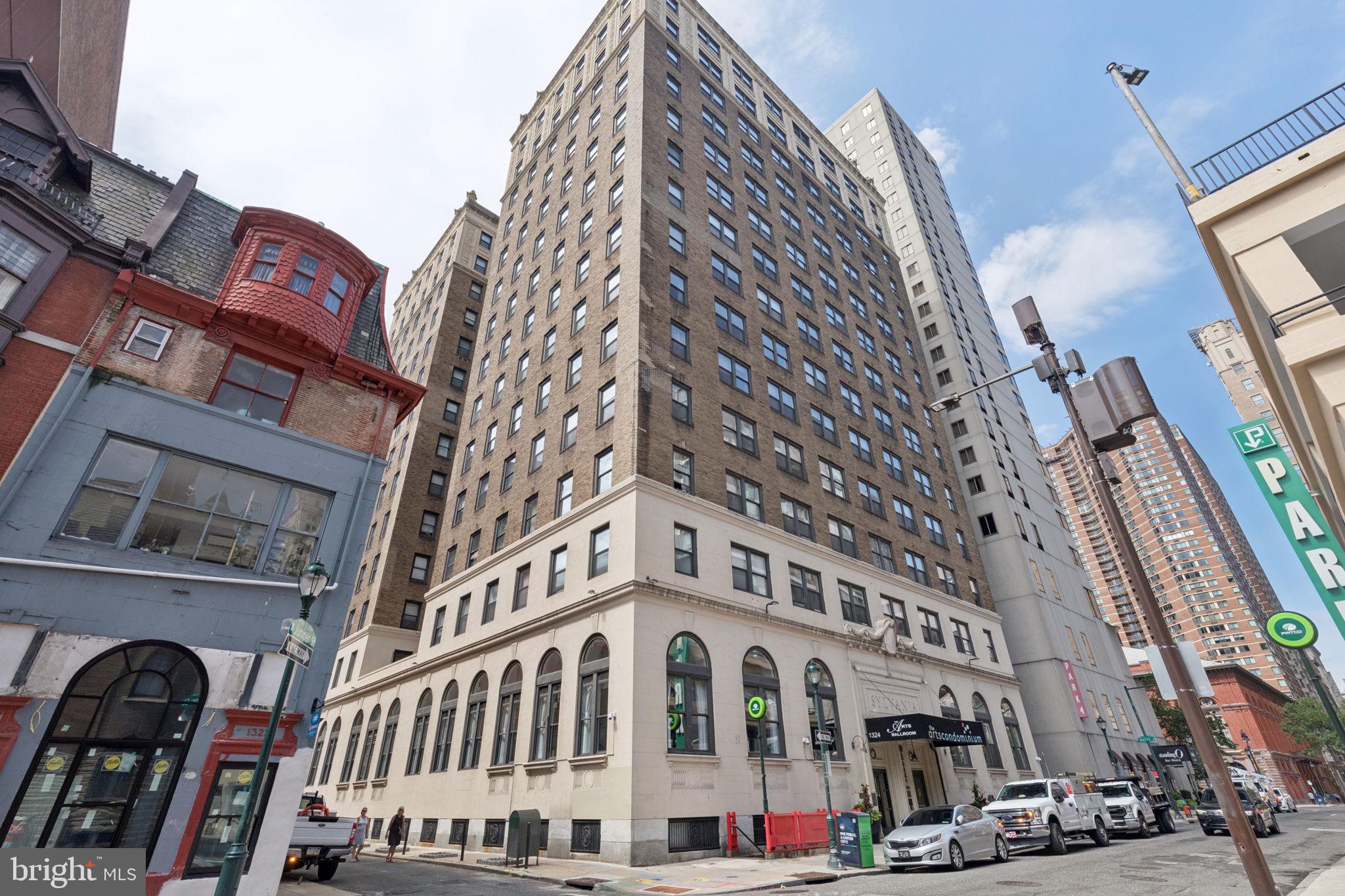 1324 LOCUST STREET 528