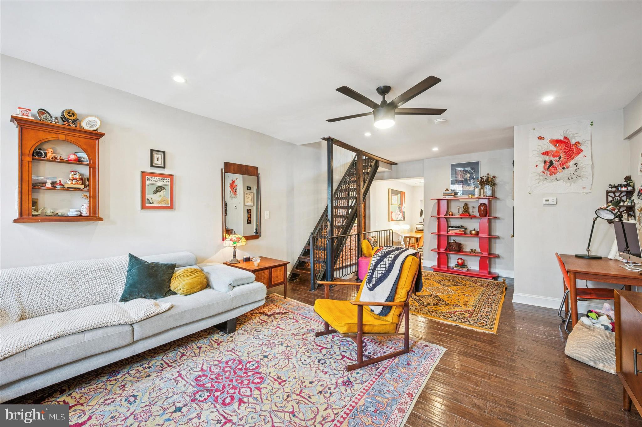 2034 E HUNTINGDON STREET