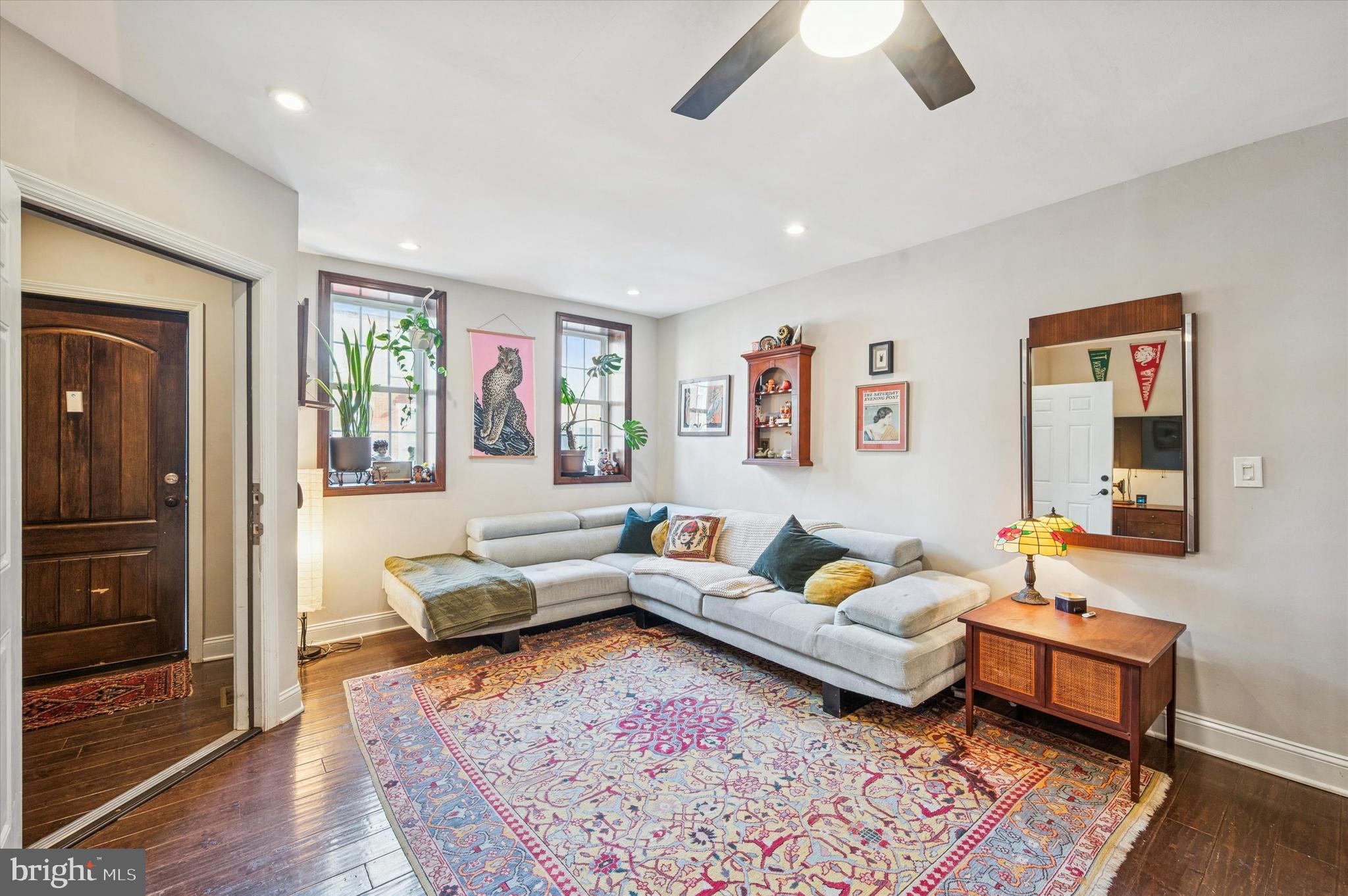 2034 E HUNTINGDON STREET