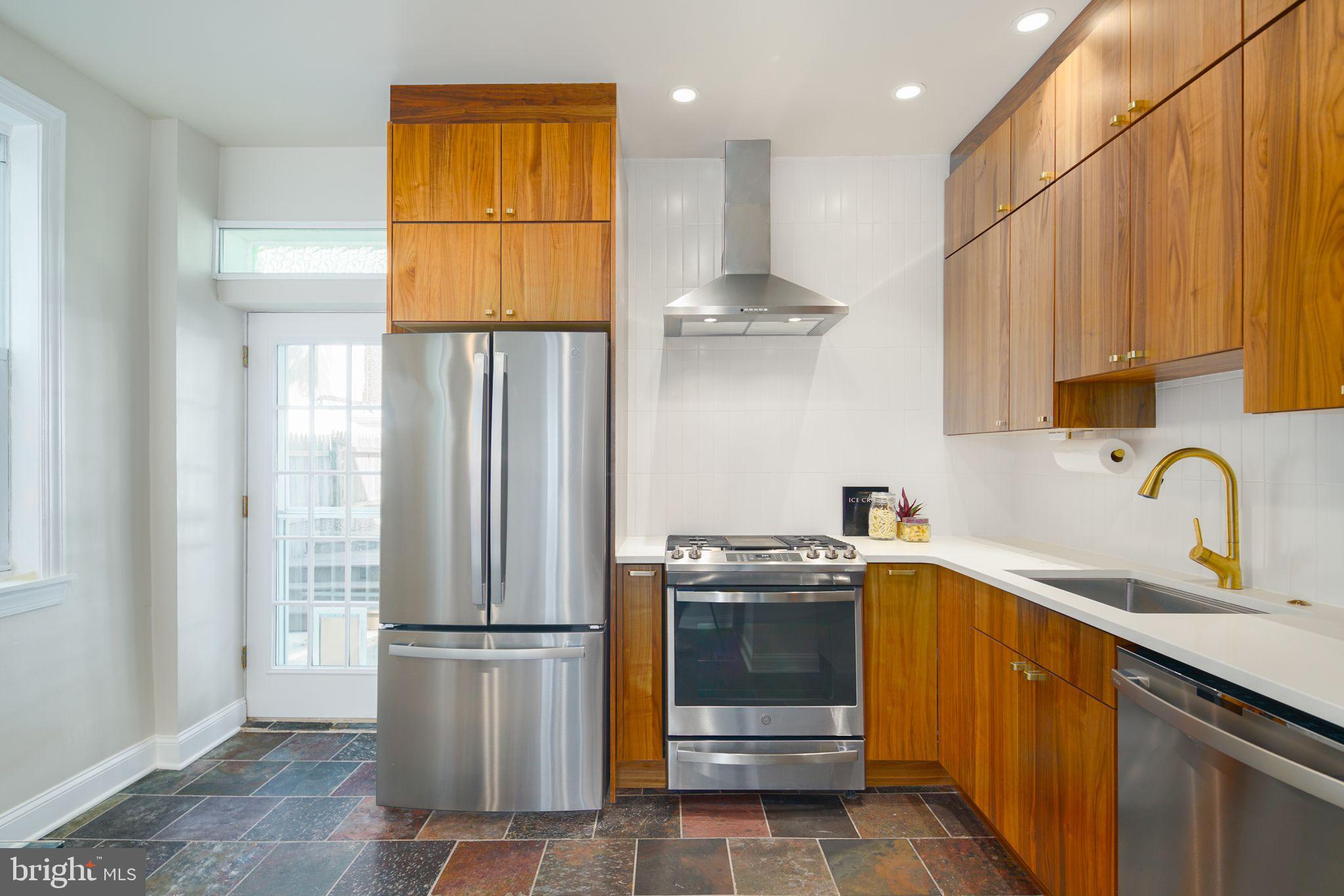 2215 E BOSTON STREET