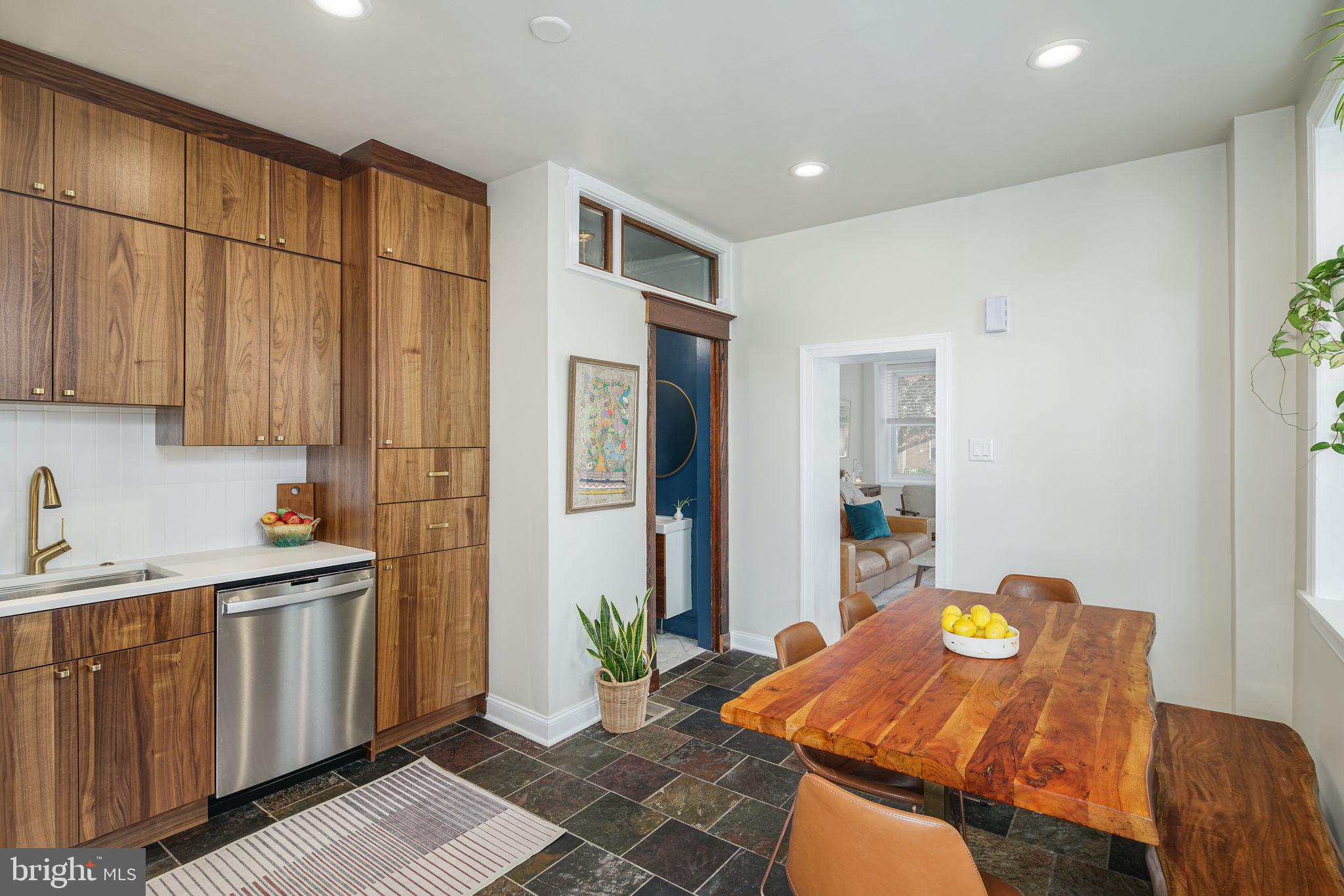 2215 E BOSTON STREET