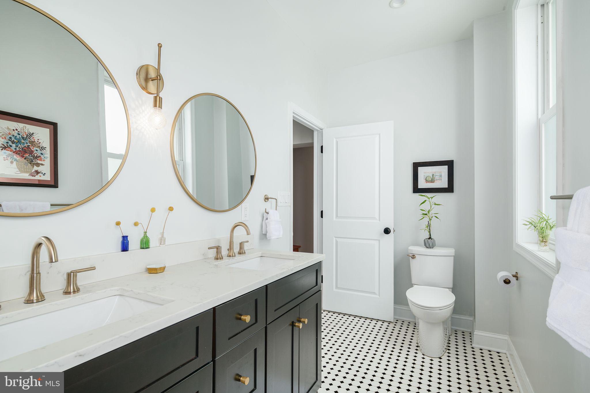 2215 E BOSTON STREET