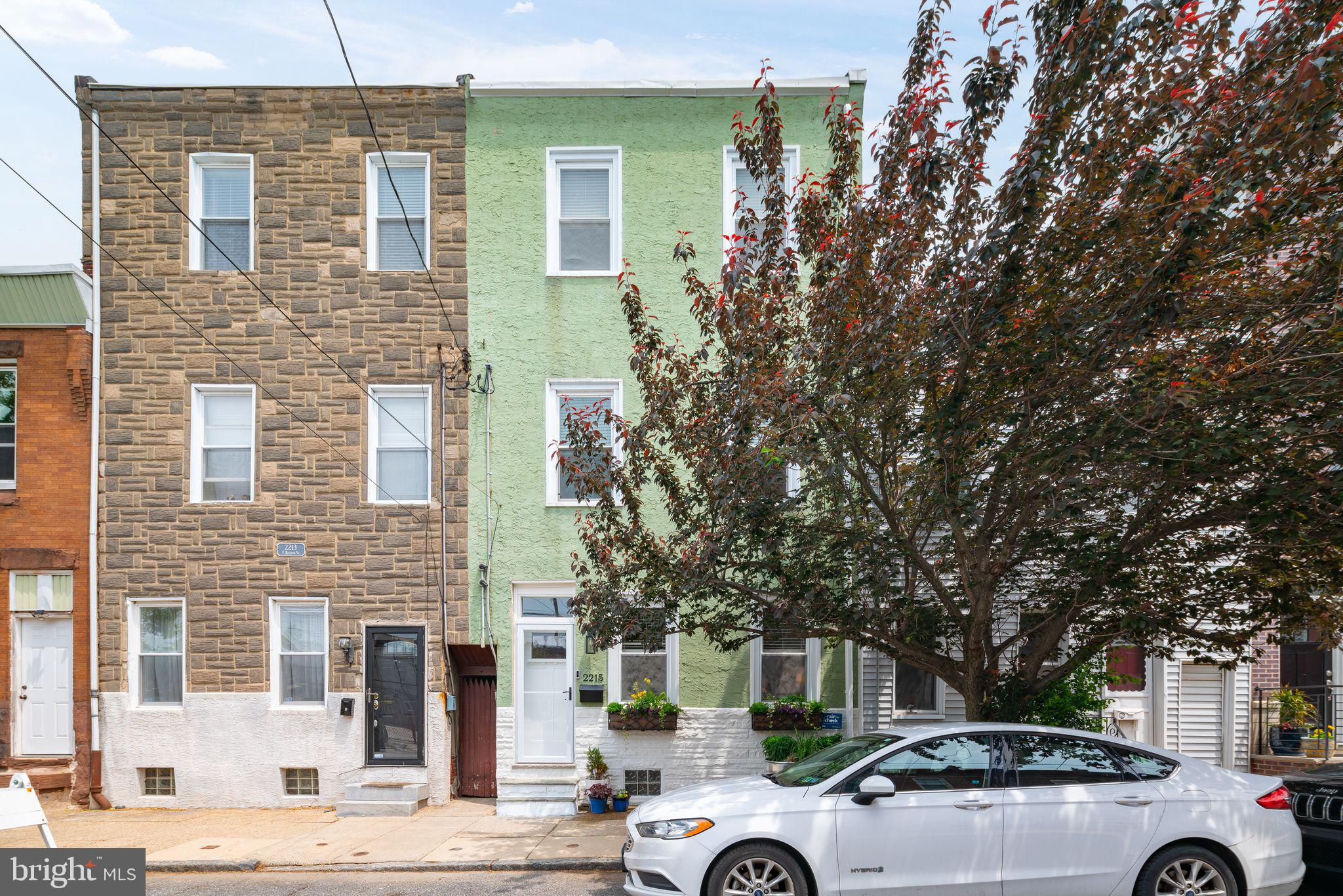 2215 E BOSTON STREET