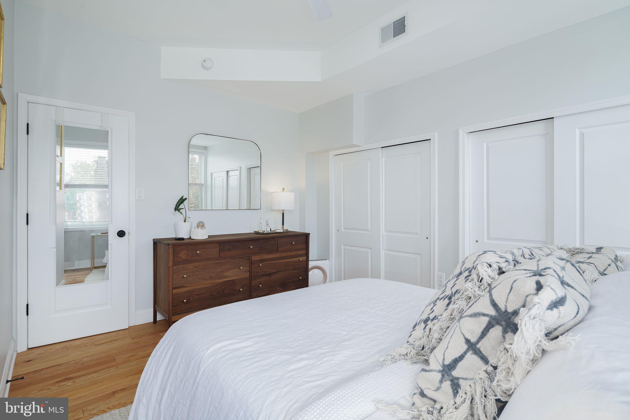 2215 E BOSTON STREET