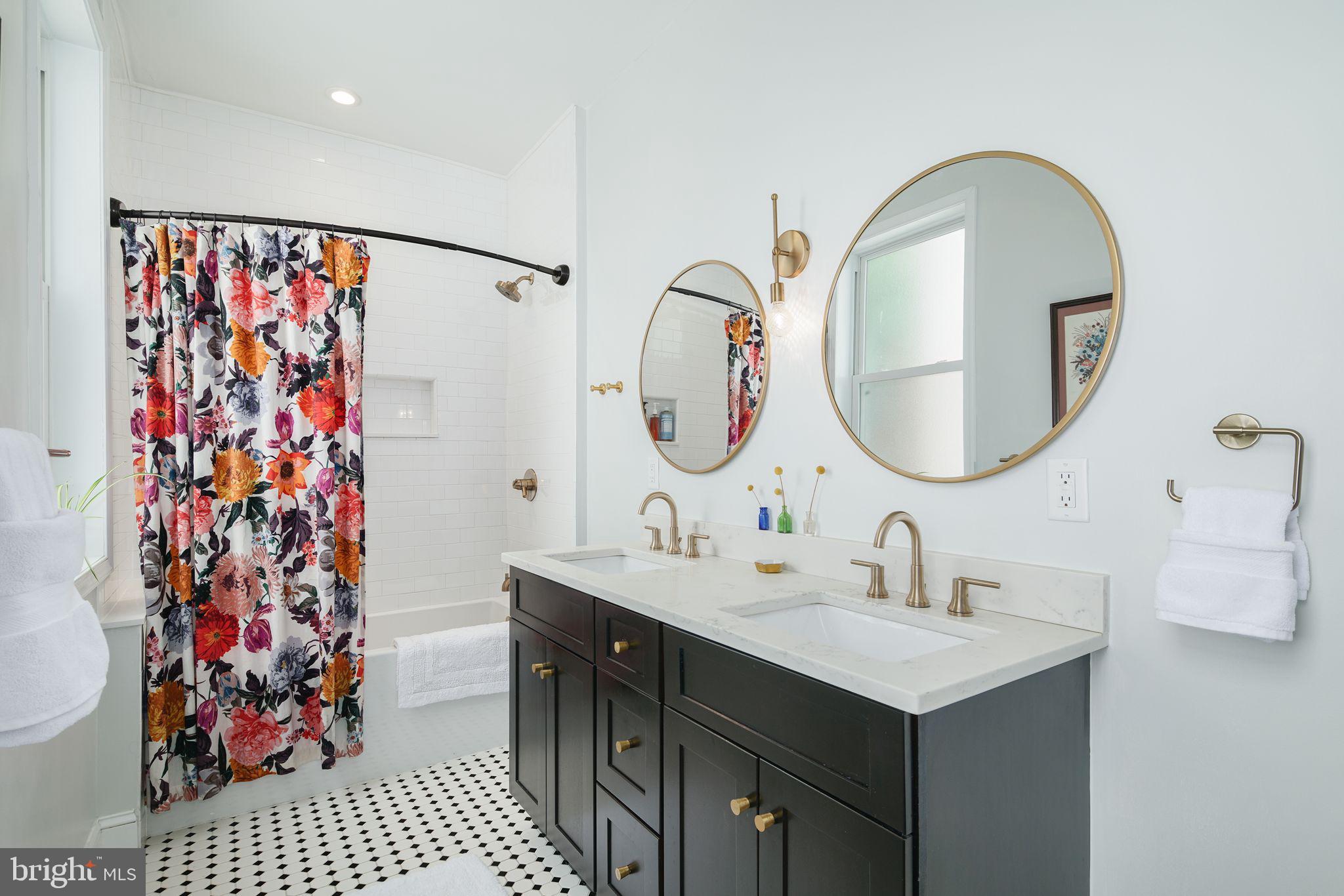 2215 E BOSTON STREET