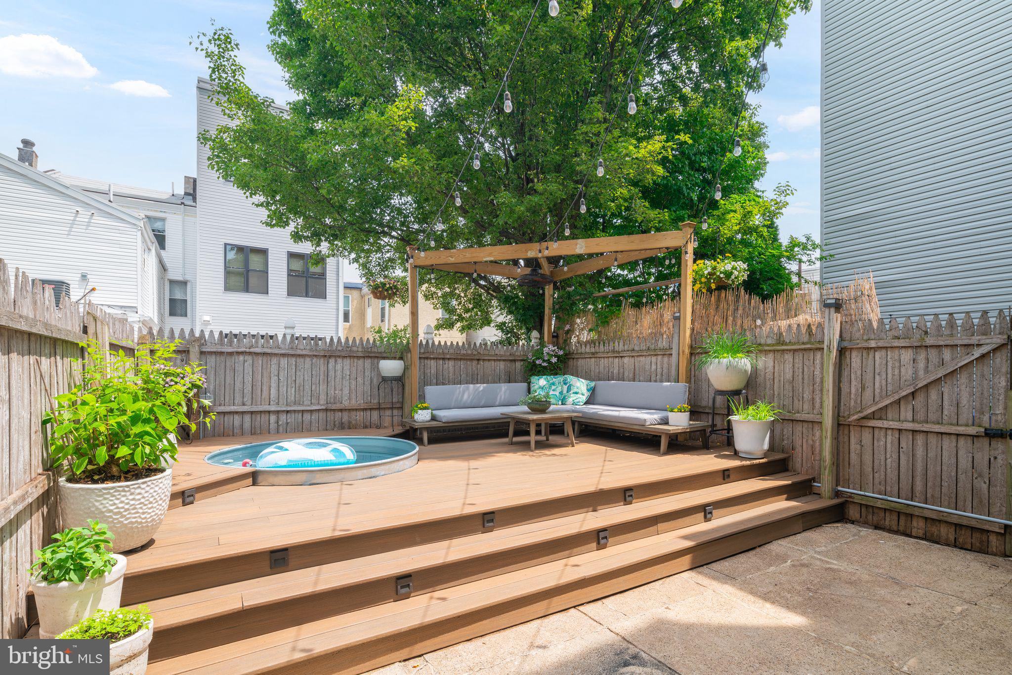 2215 E BOSTON STREET