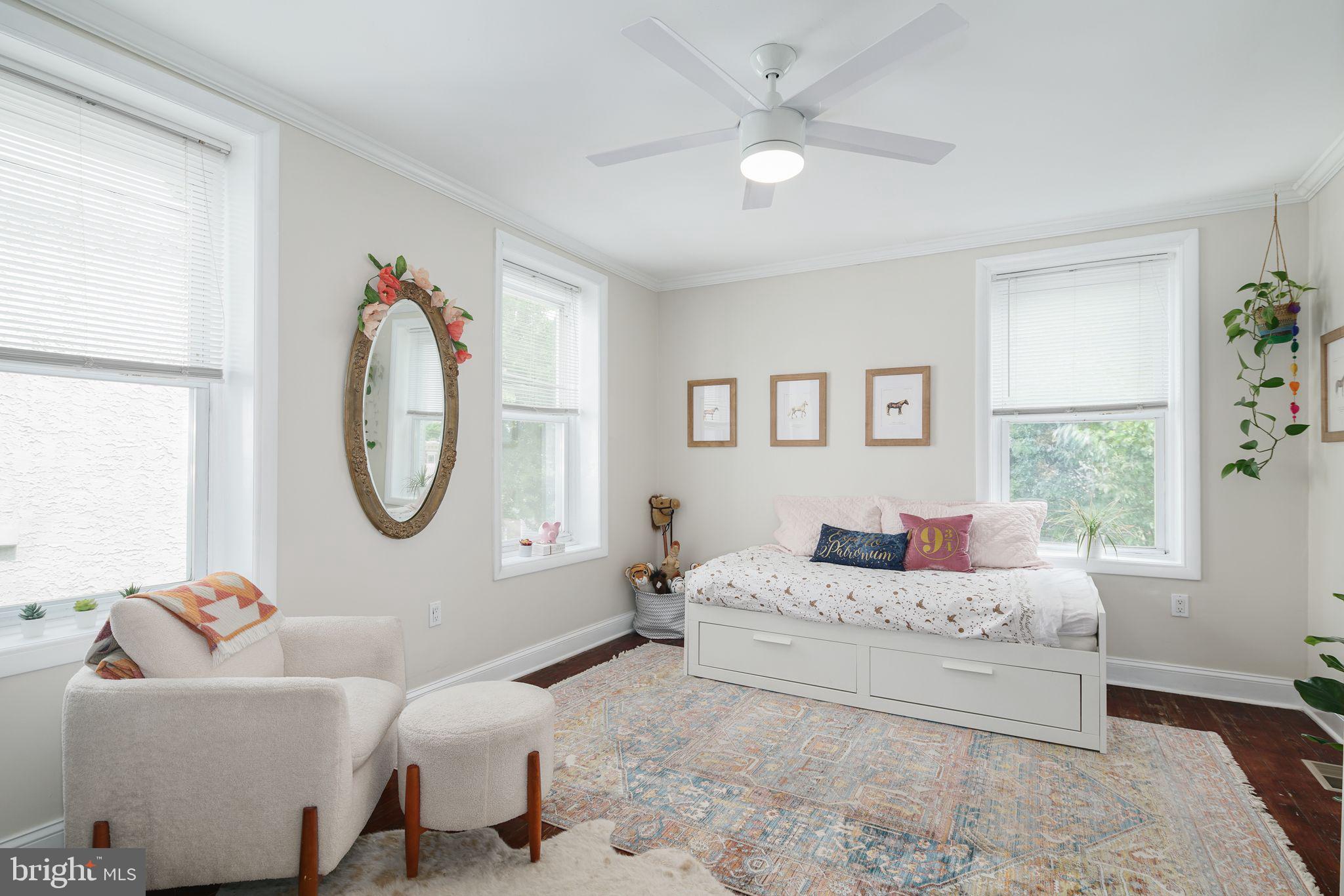 2215 E BOSTON STREET