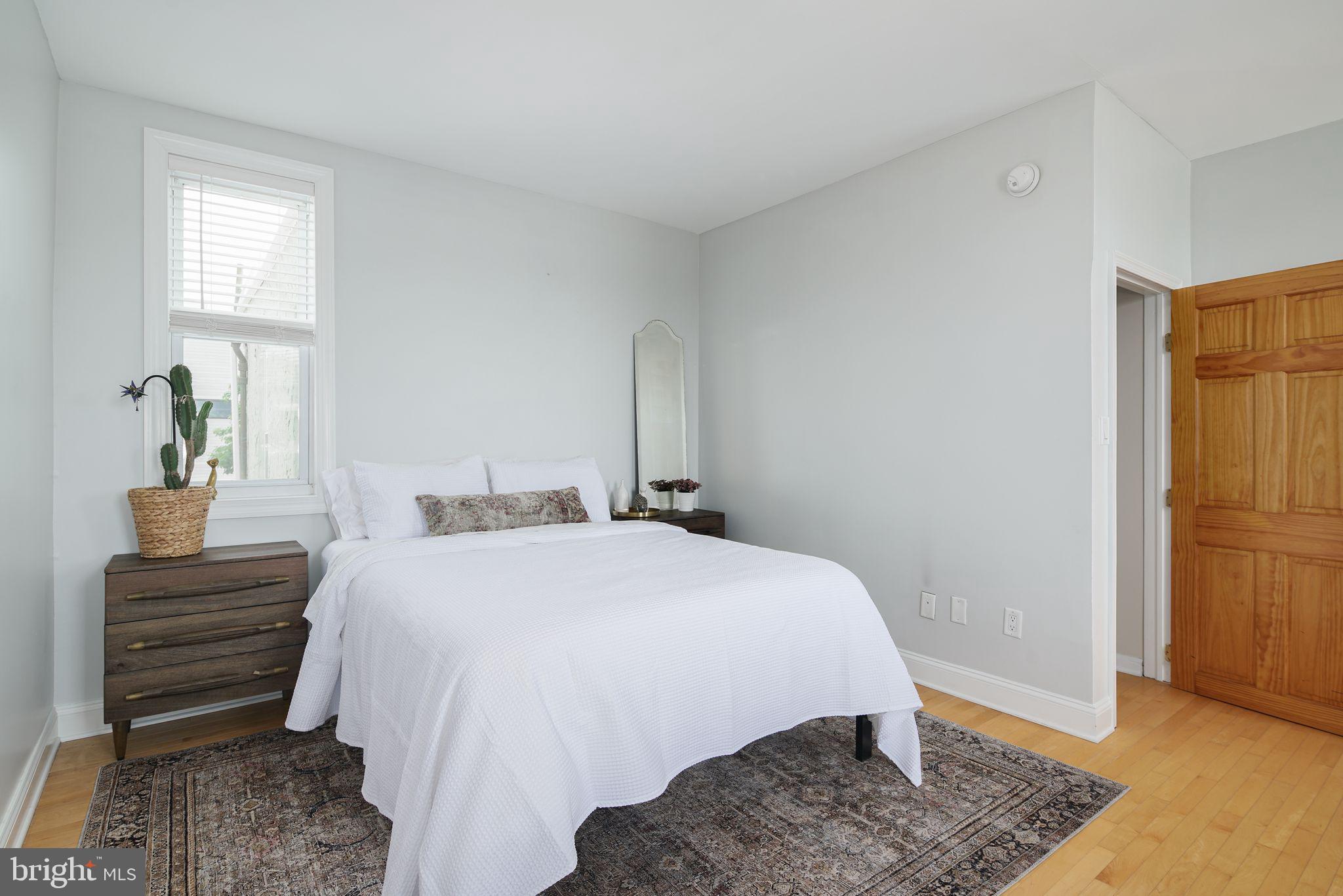 2215 E BOSTON STREET