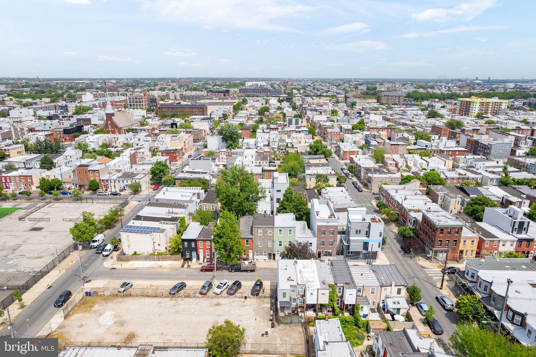 2215 E BOSTON STREET