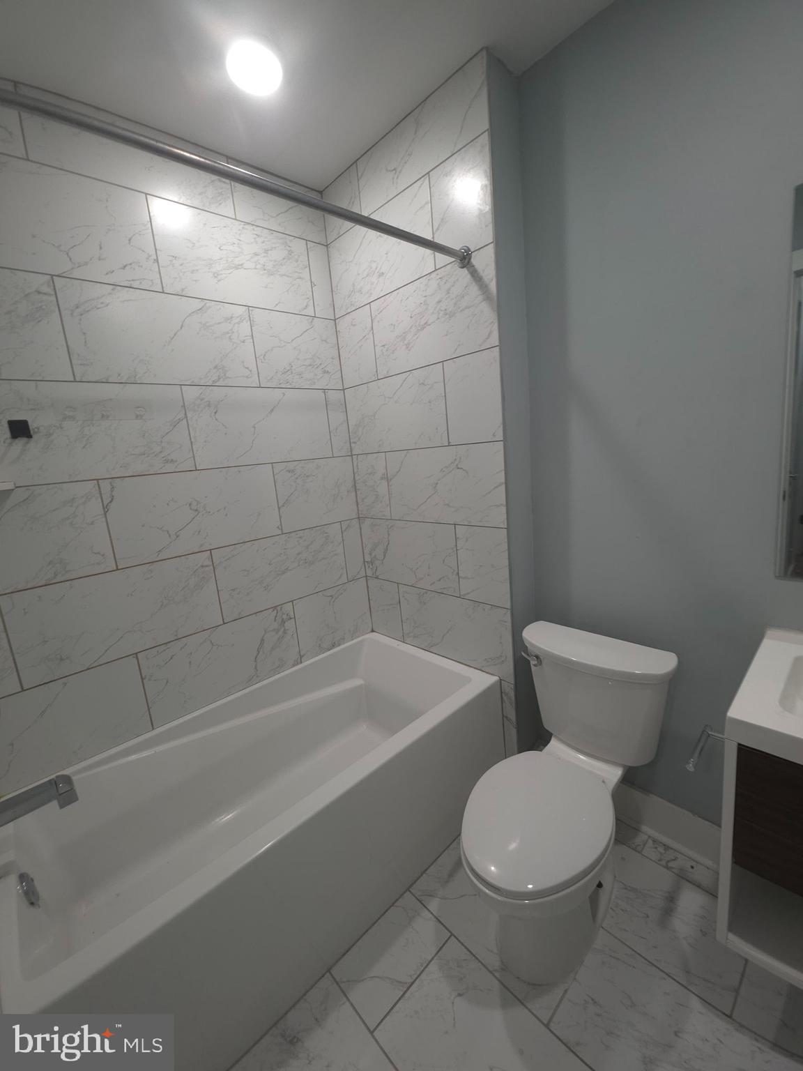 6610 GERMANTOWN AVENUE LL7