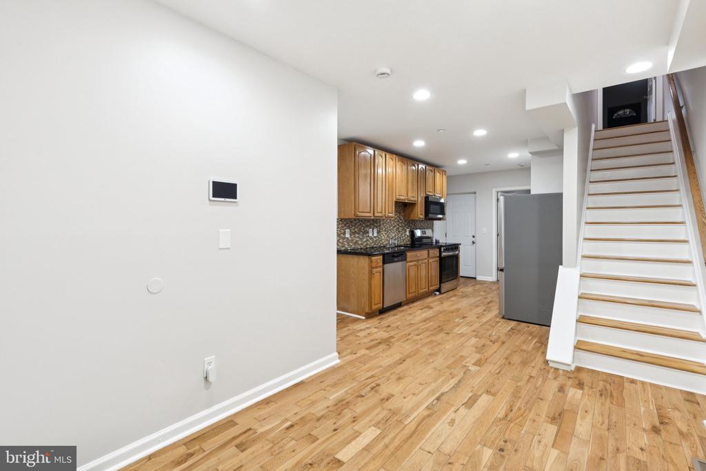 1931 N UBER STREET 1