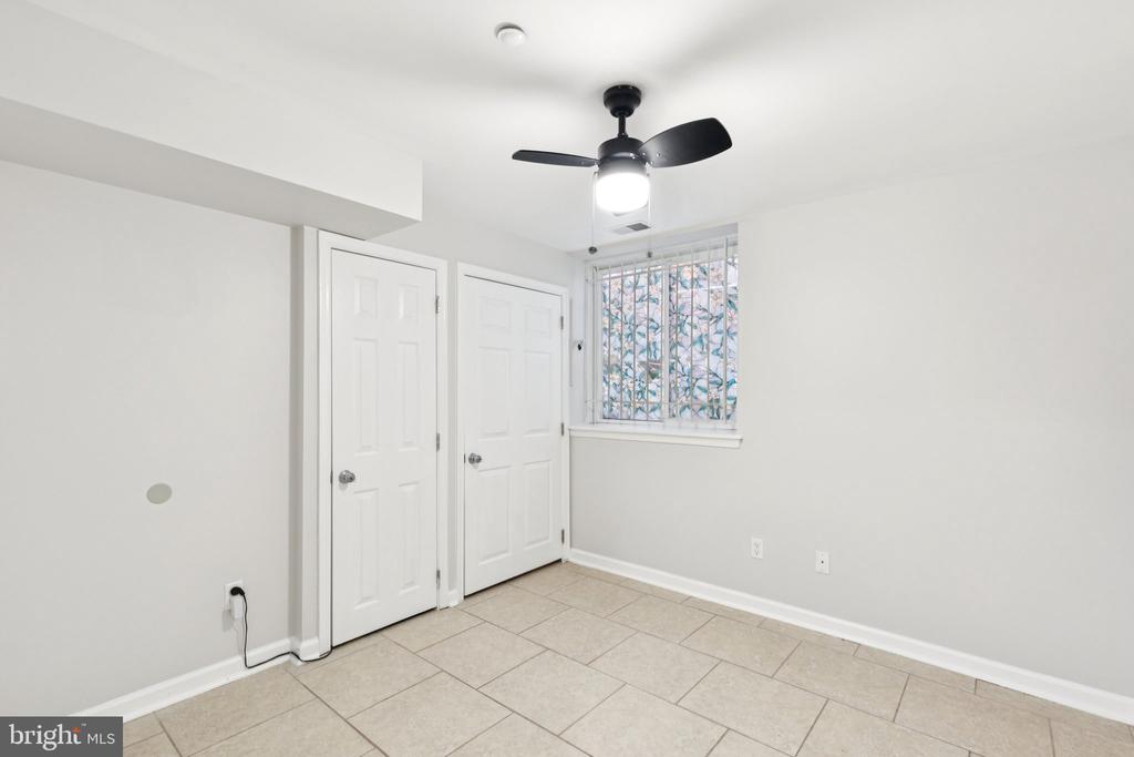 1931 N UBER STREET 1