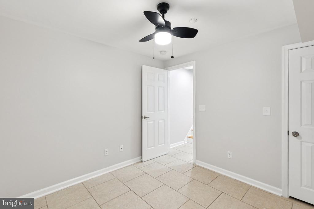 1931 N UBER STREET 1