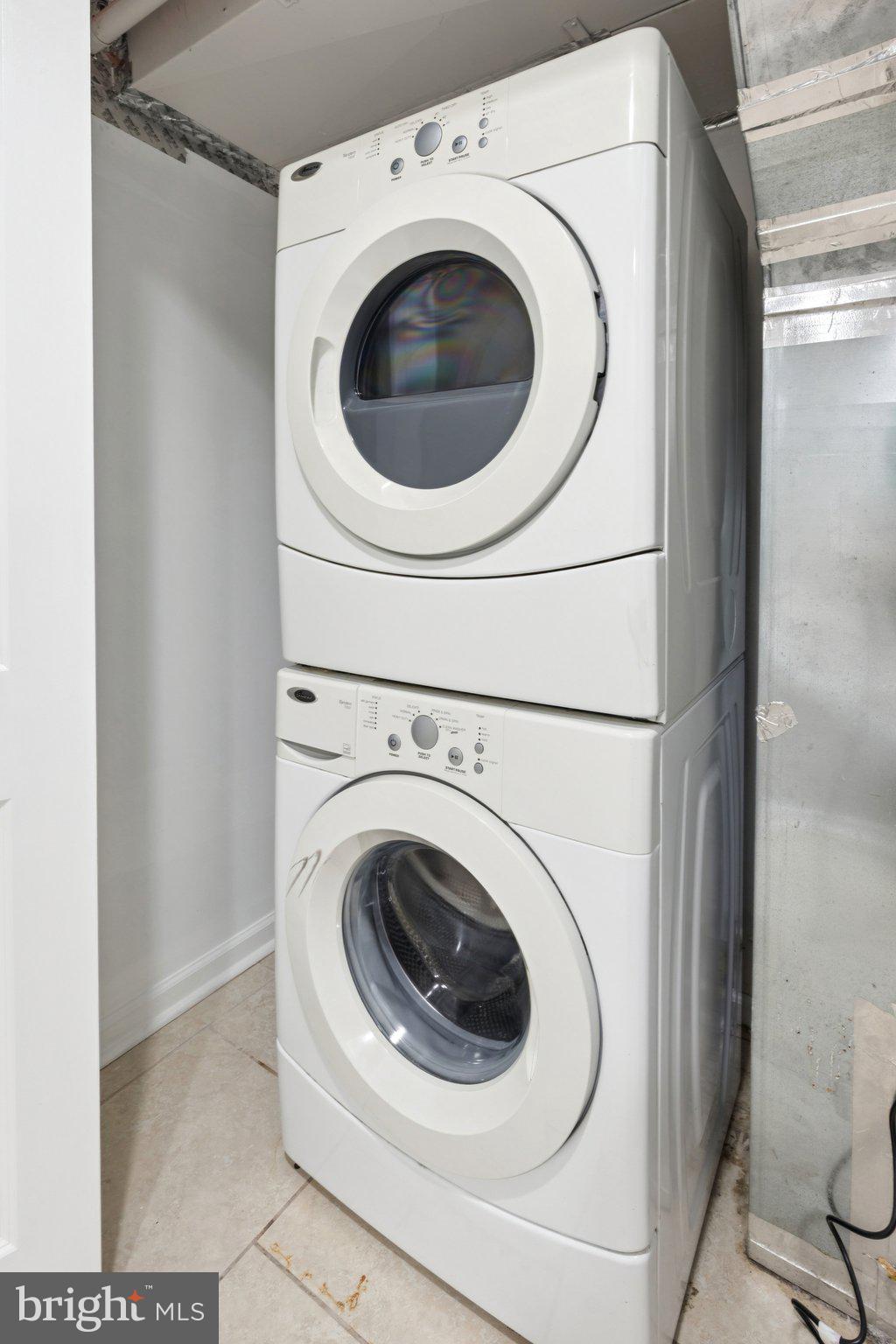 1931 N UBER STREET 1