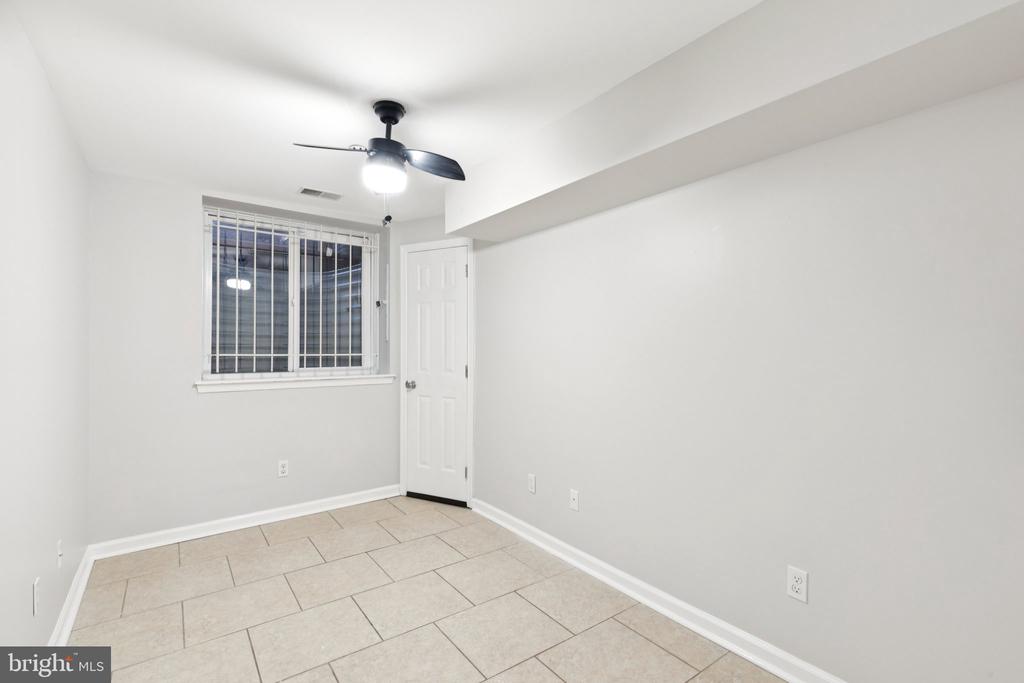 1931 N UBER STREET 1