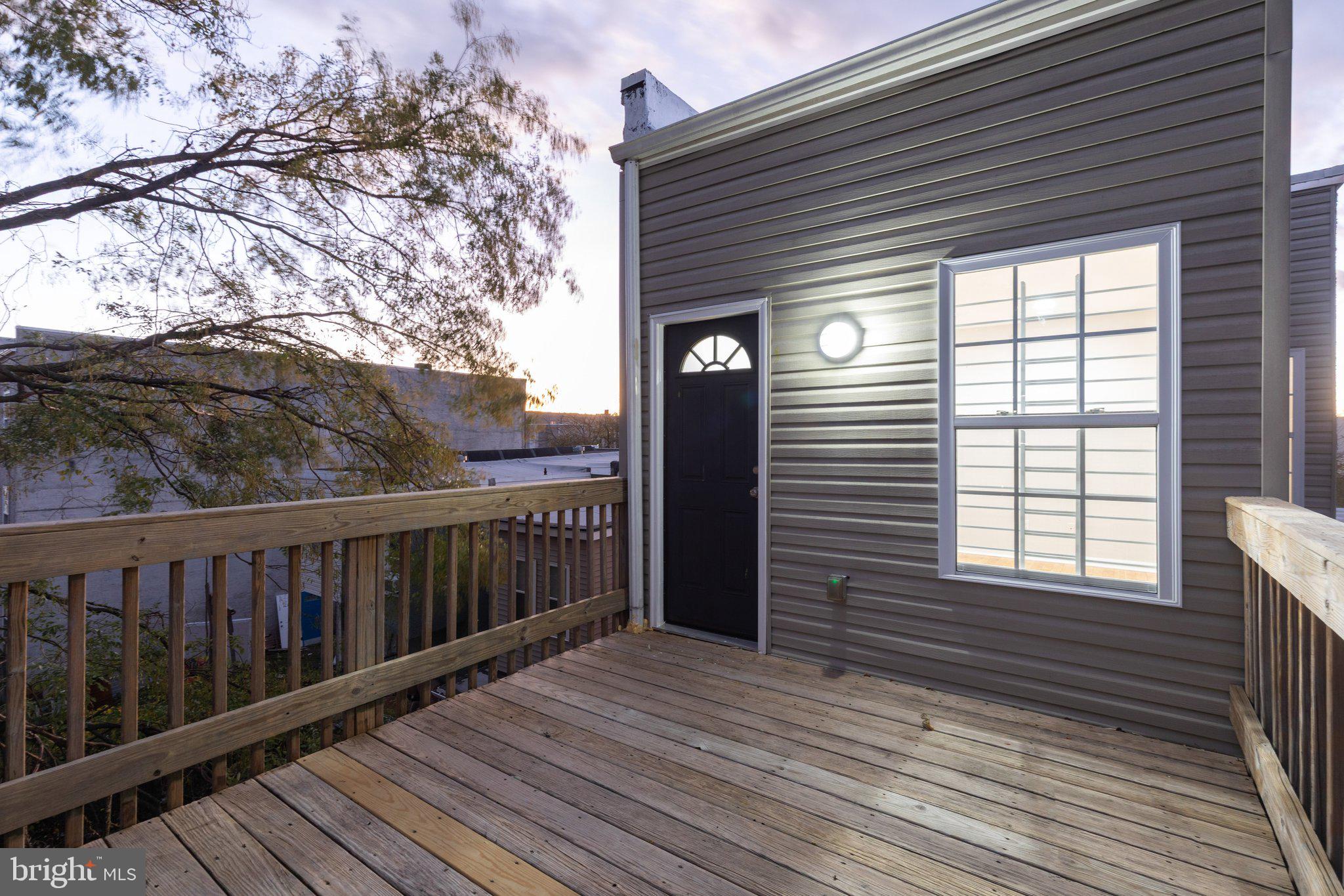 1931 N UBER STREET 2