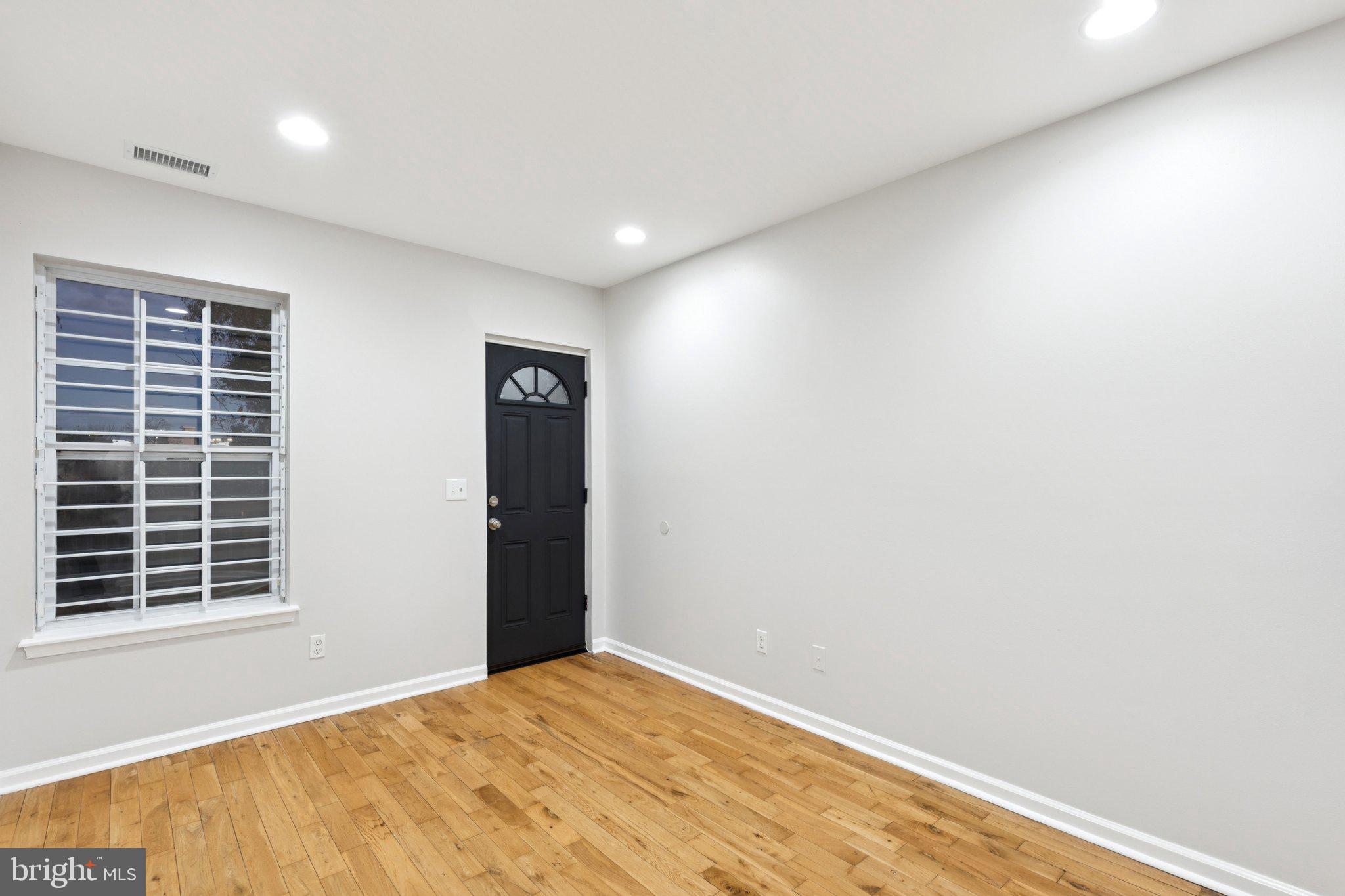 1931 N UBER STREET 2