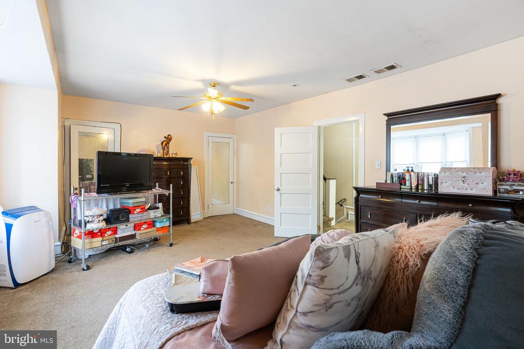 814 N 64TH STREET