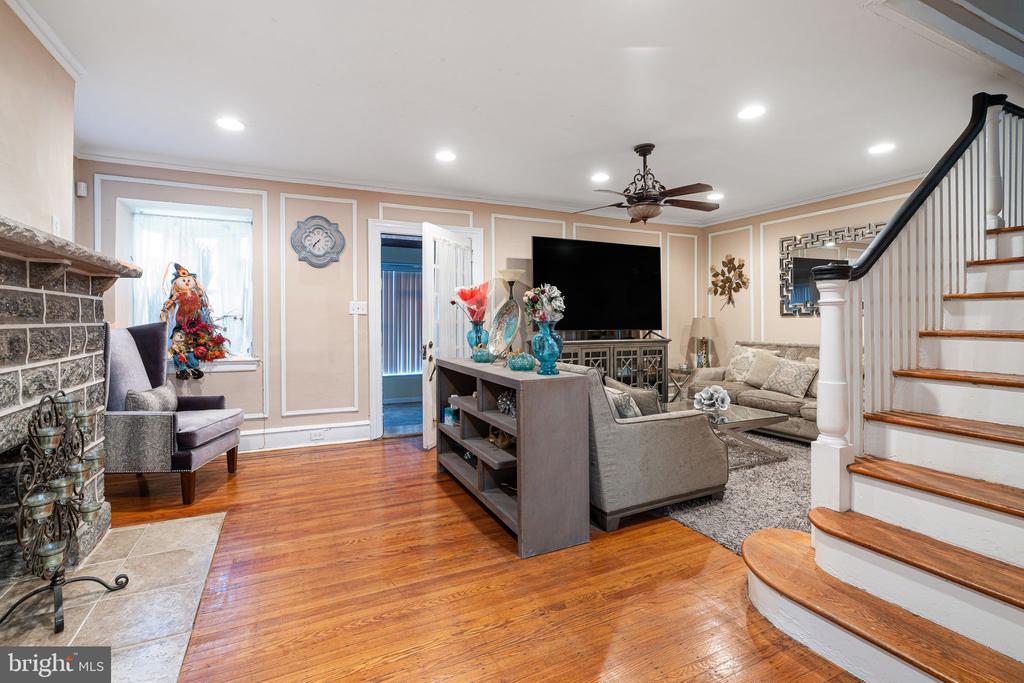 814 N 64TH STREET