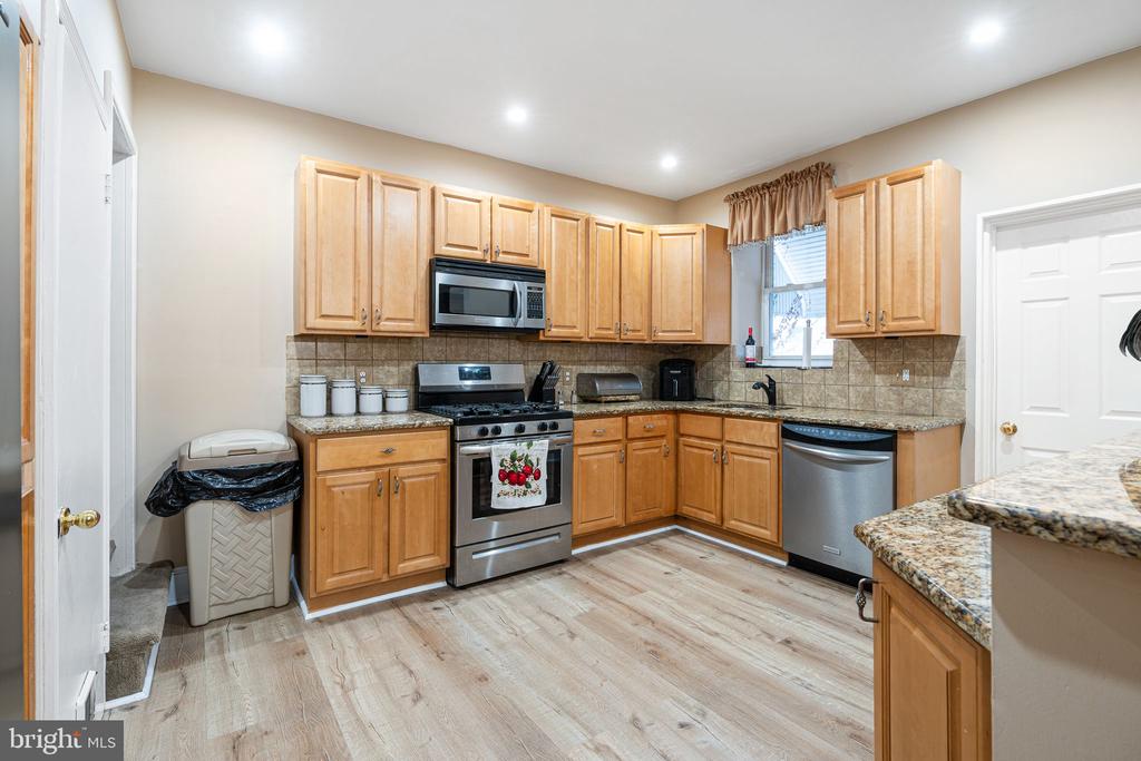814 N 64TH STREET
