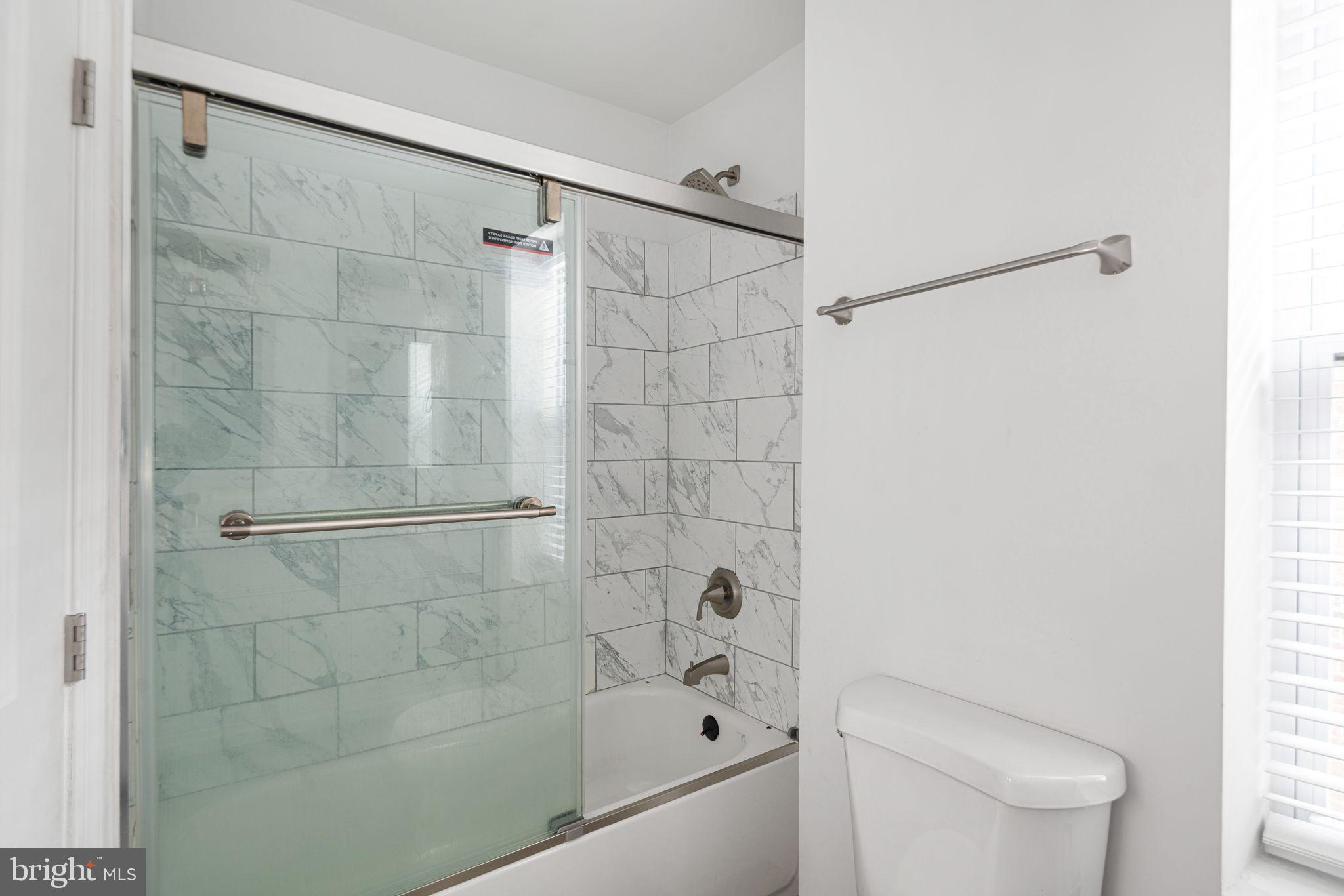 1336 N HOLLYWOOD STREET