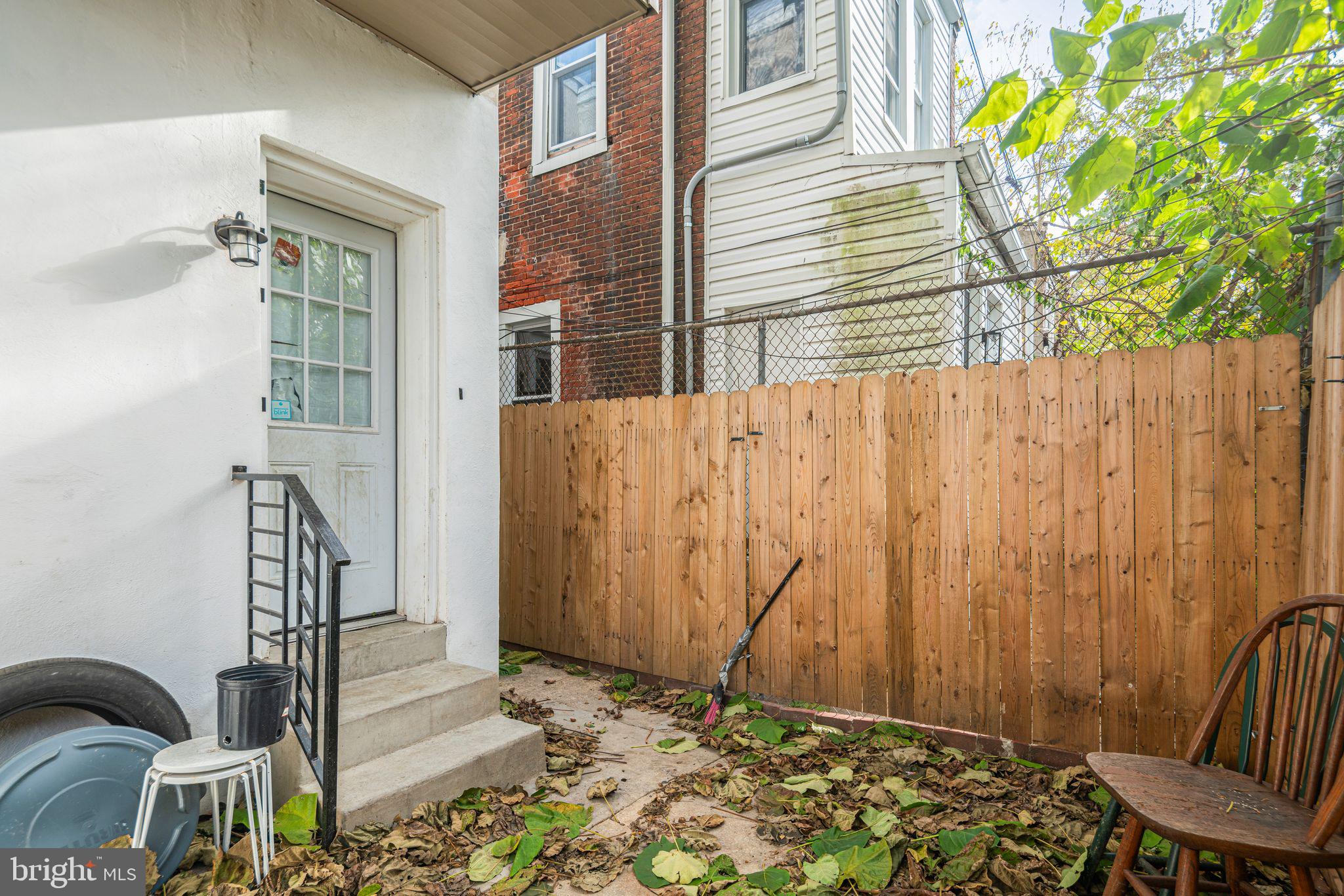 1336 N HOLLYWOOD STREET