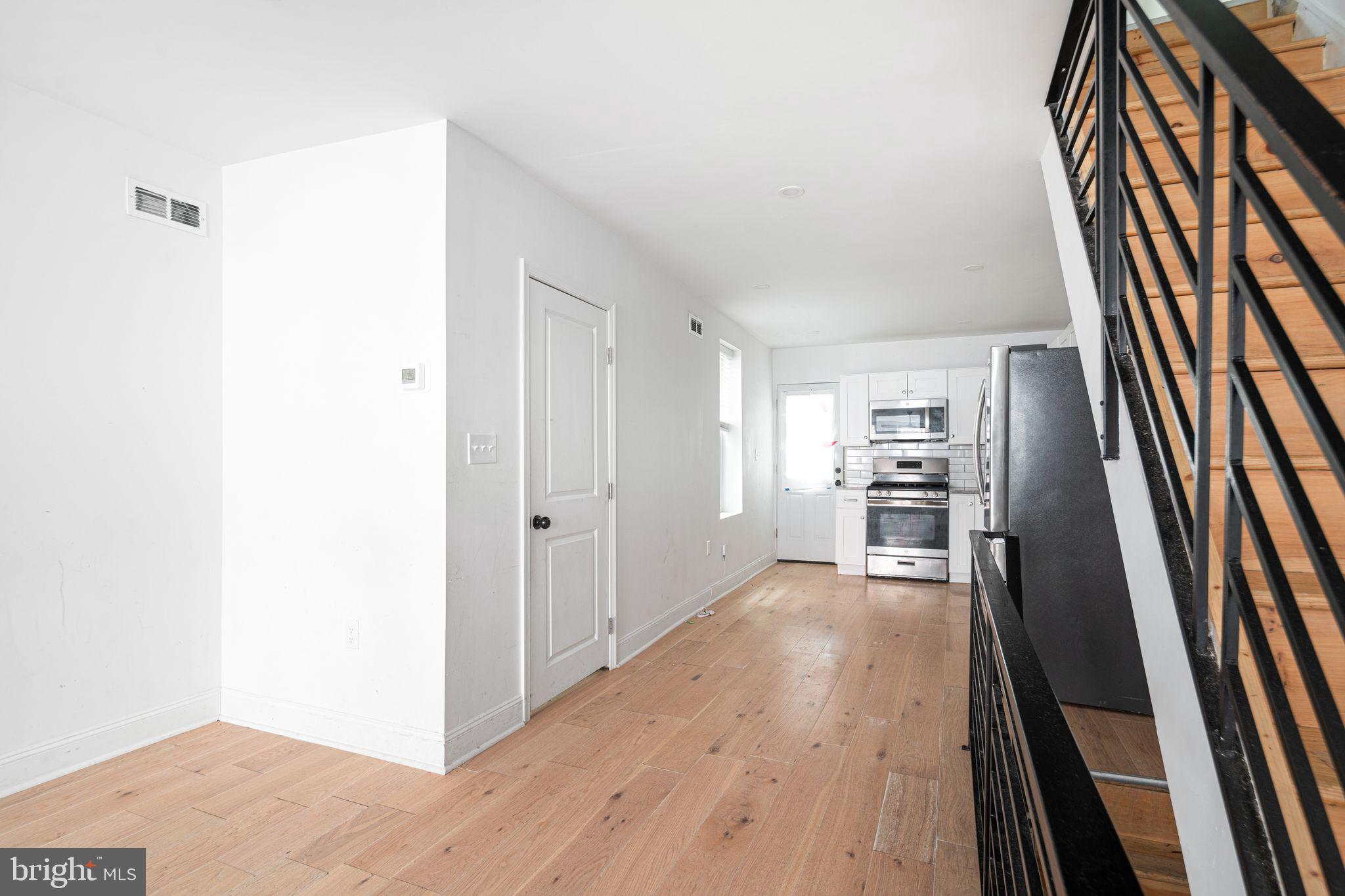 1336 N HOLLYWOOD STREET