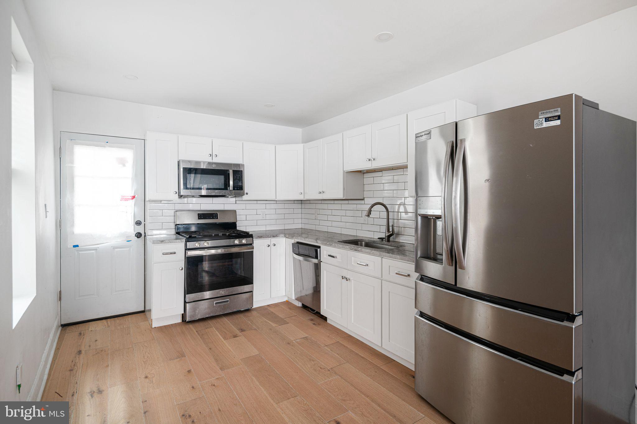 1336 N HOLLYWOOD STREET