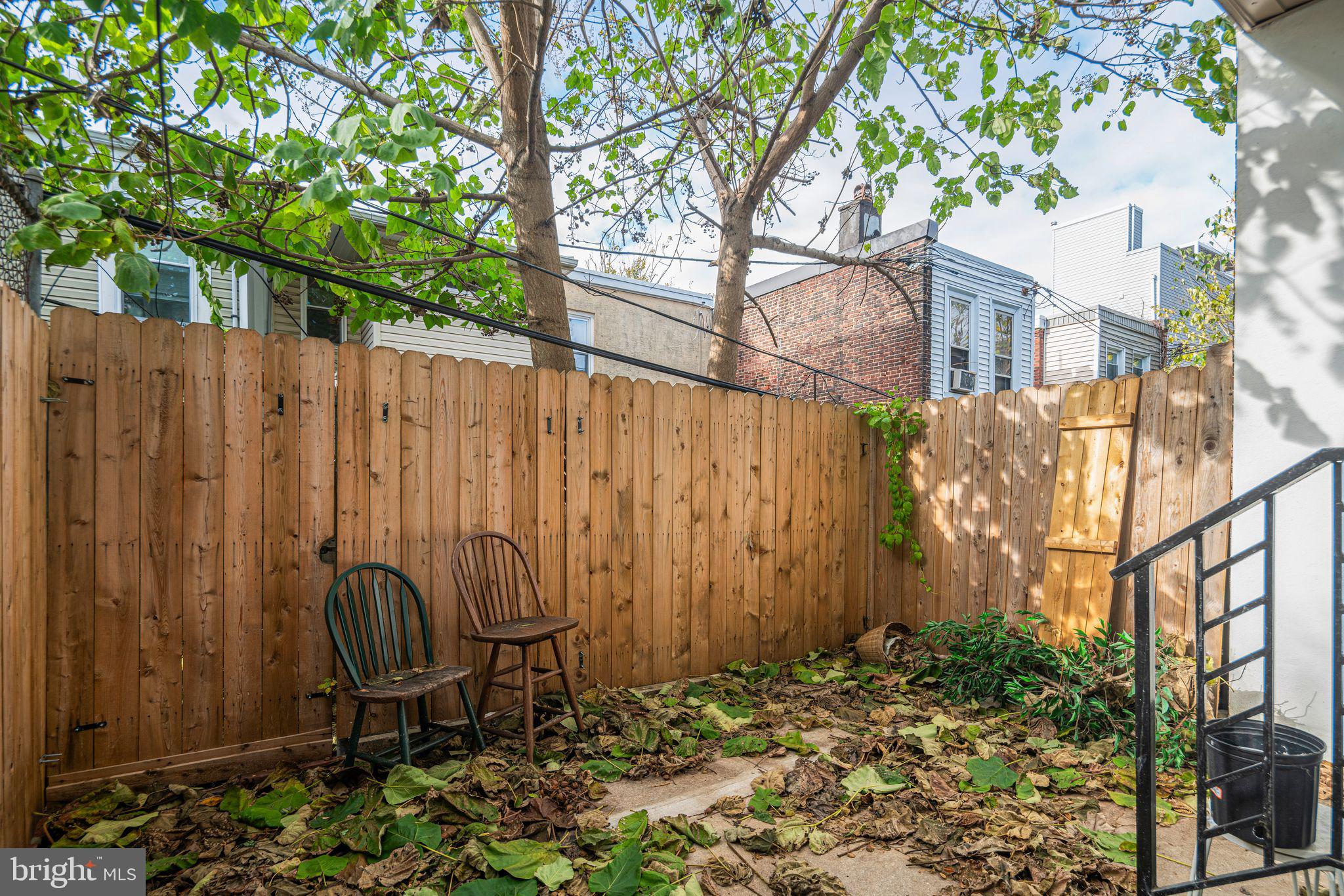 1336 N HOLLYWOOD STREET