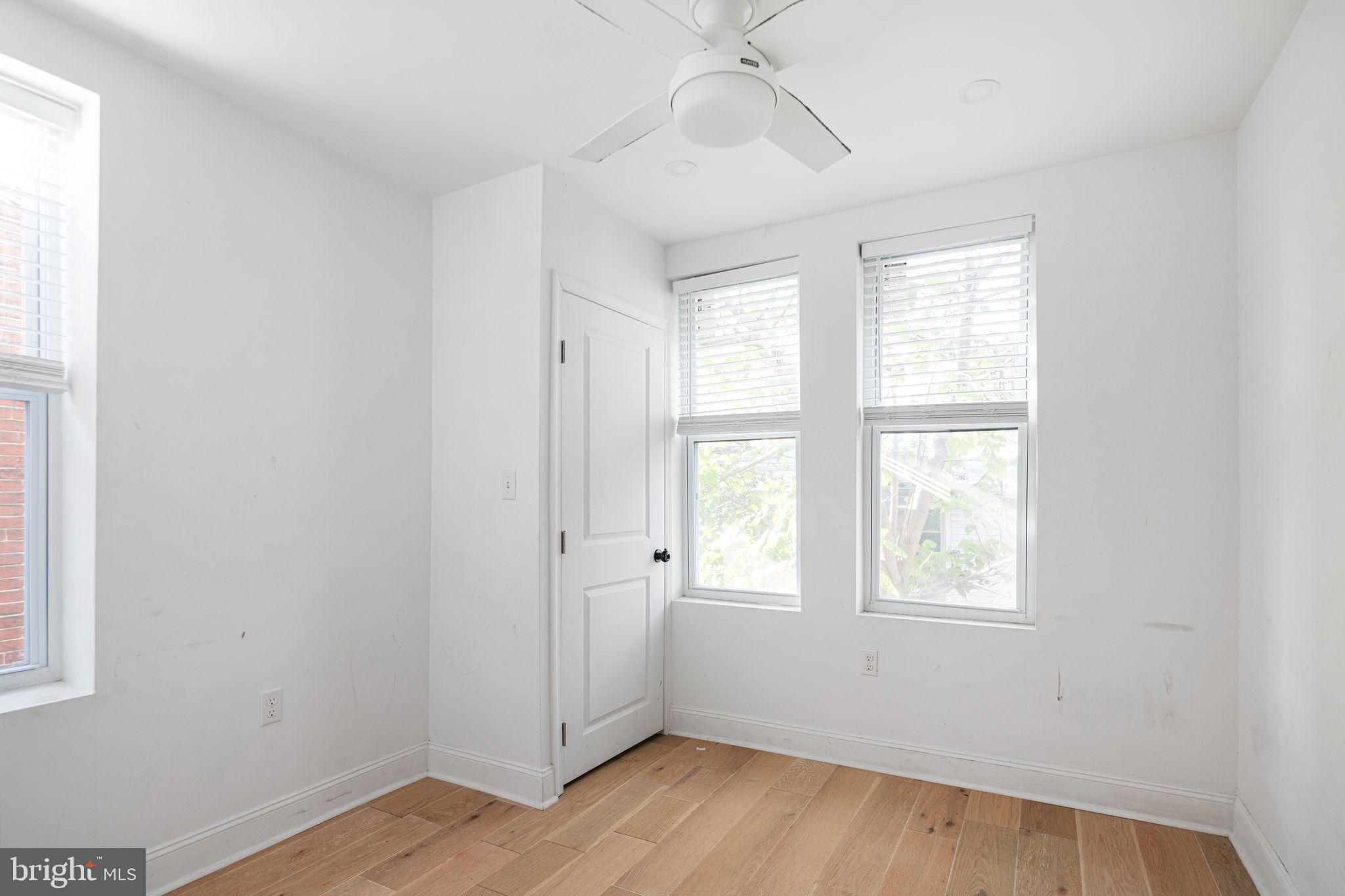 1336 N HOLLYWOOD STREET