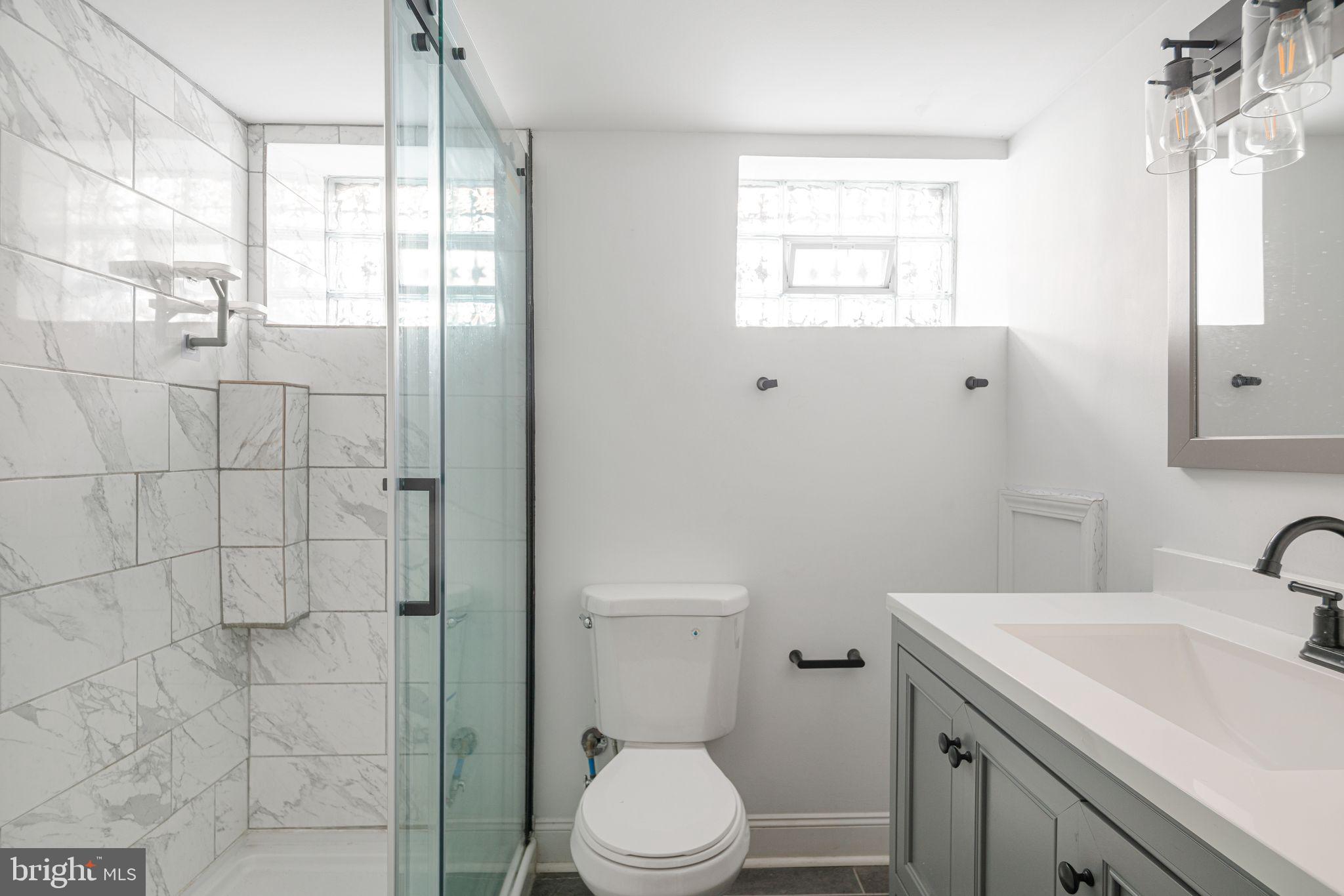 1336 N HOLLYWOOD STREET