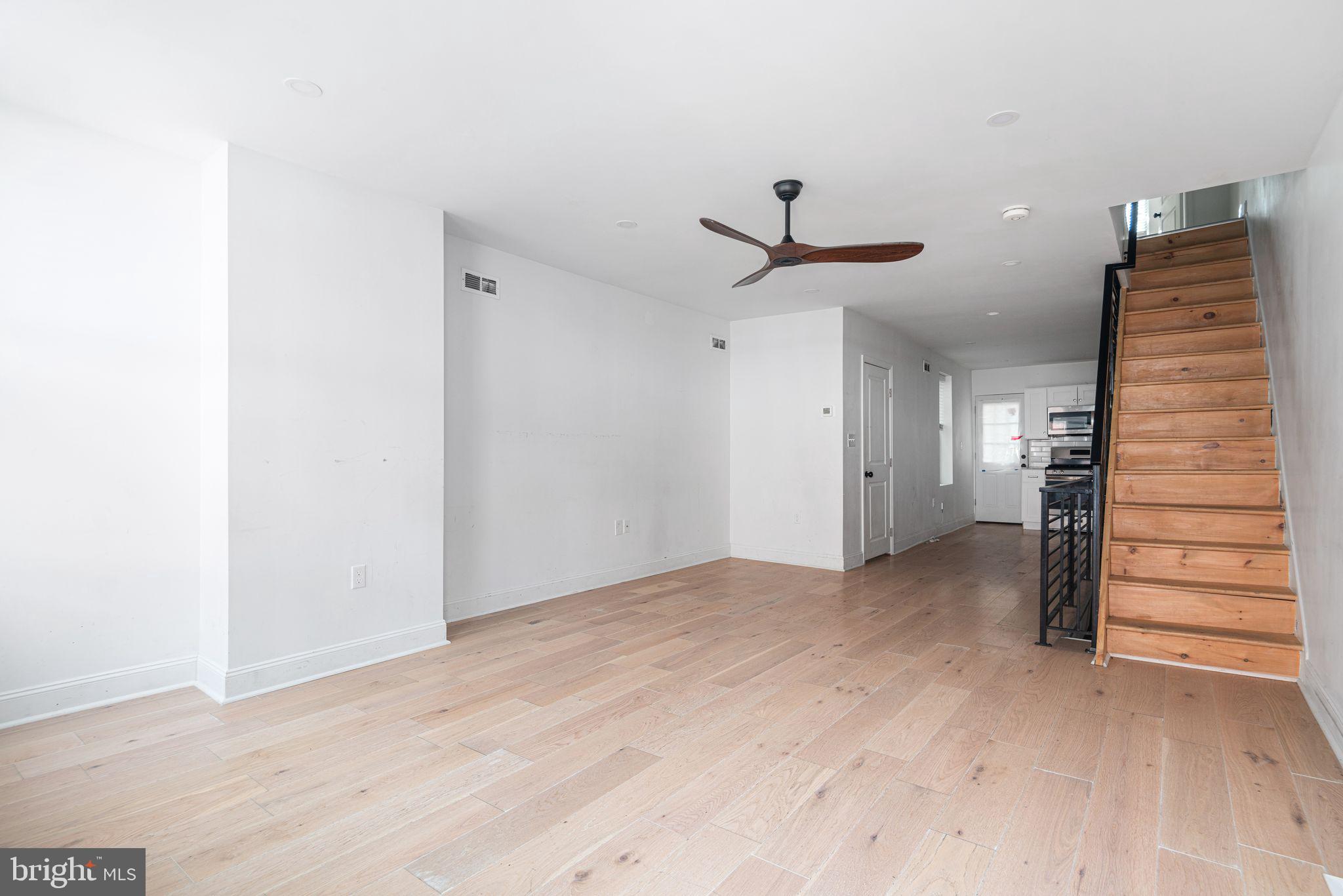 1336 N HOLLYWOOD STREET