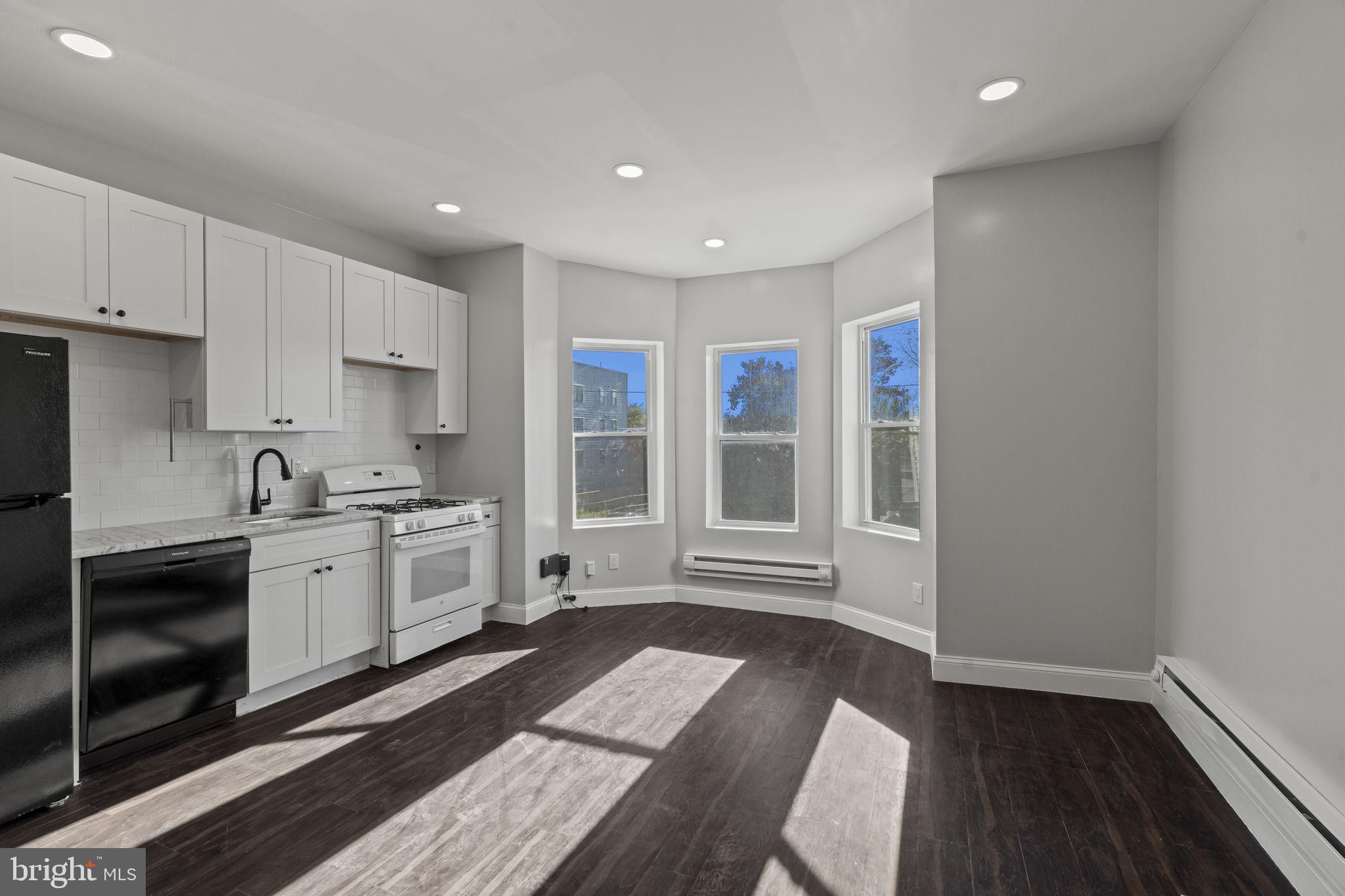 5237 CHESTER AVENUE 3