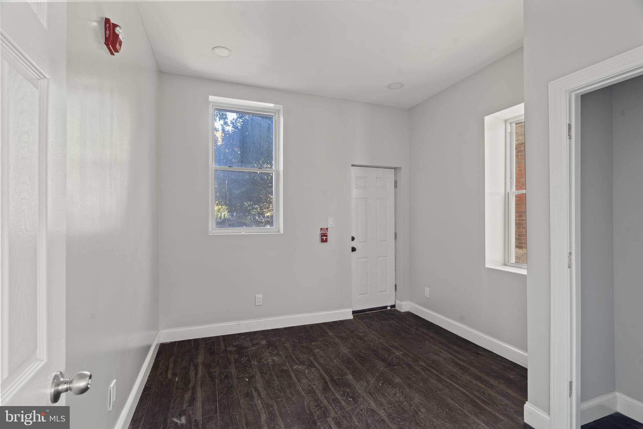 5237 CHESTER AVENUE 3