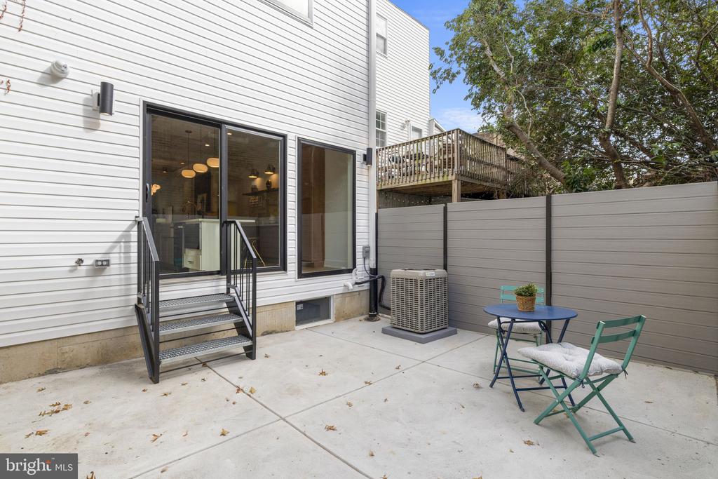503 WINTON STREET